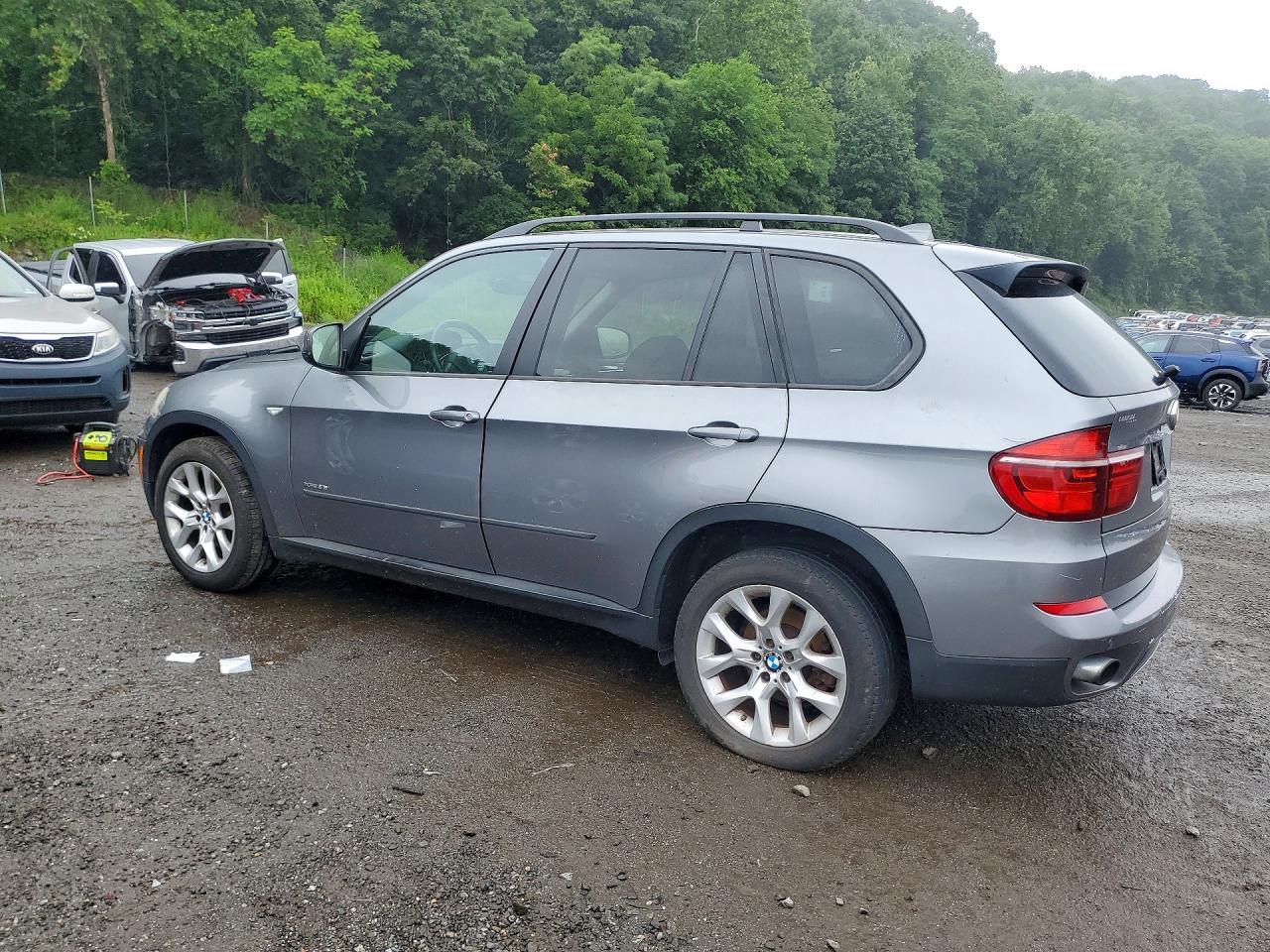 2011 Bmw X5 Gray vin: 5UXZV4C54BL412851