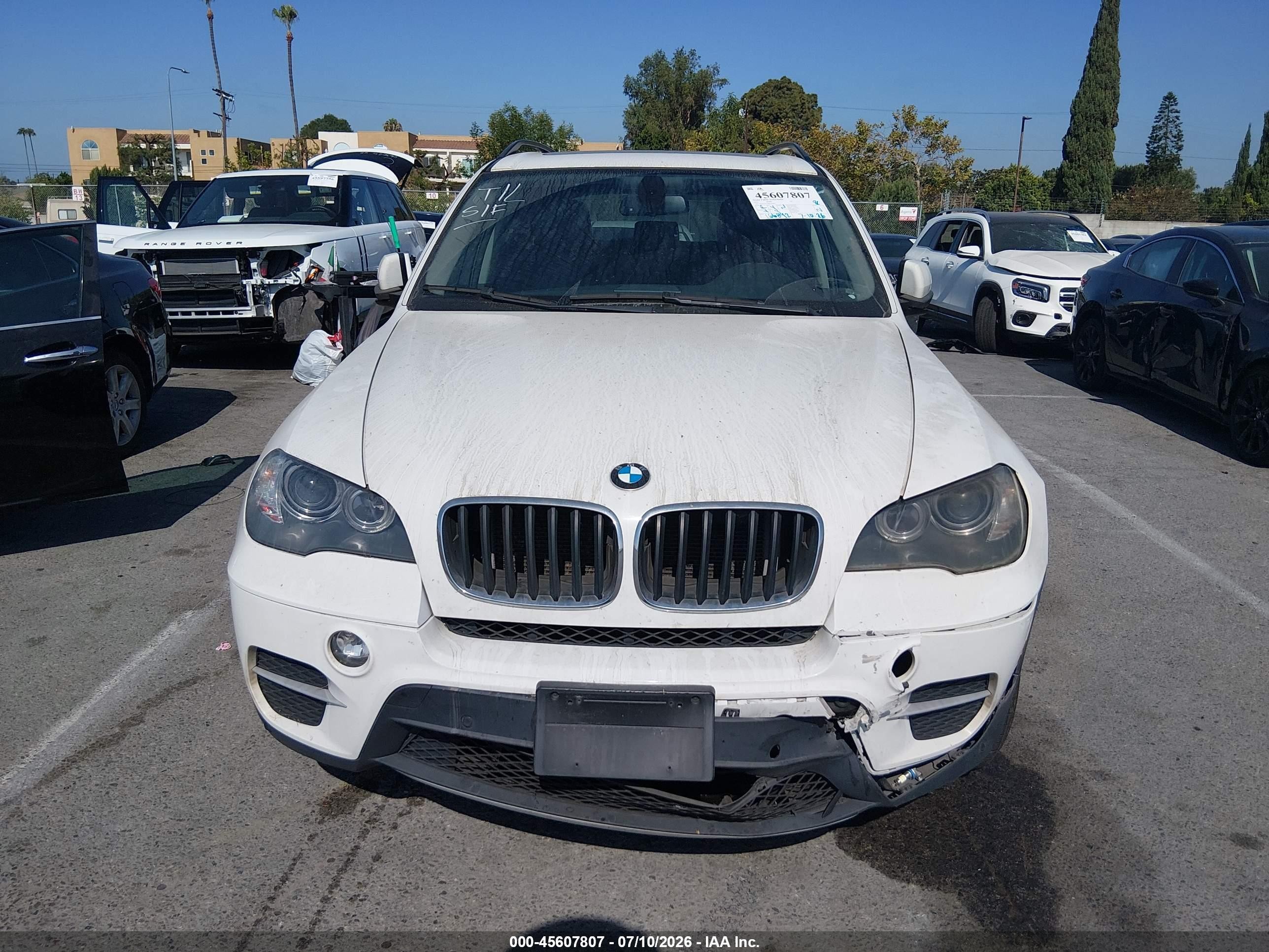 2011 Bmw X5 Xdrive35i/xdrive35i Premium/xdrive35i Sport Activity White vin: 5UXZV4C54BL743090