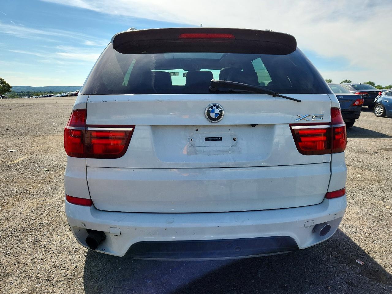2012 Bmw X5 Xdrive35i White vin: 5UXZV4C54CL990417