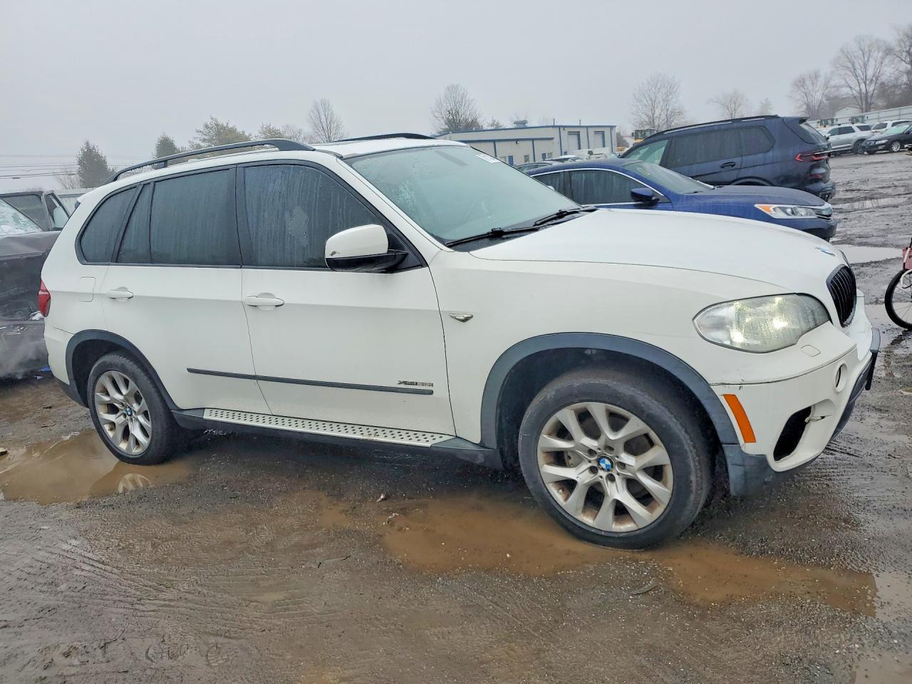 2013 Bmw X5 Xdrive35i White vin: 5UXZV4C54D0B02223