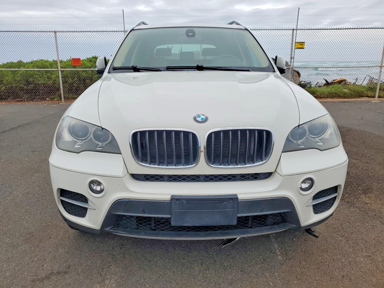 2013 Bmw X5 Xdrive35i Белый vin: 5UXZV4C54D0B04845