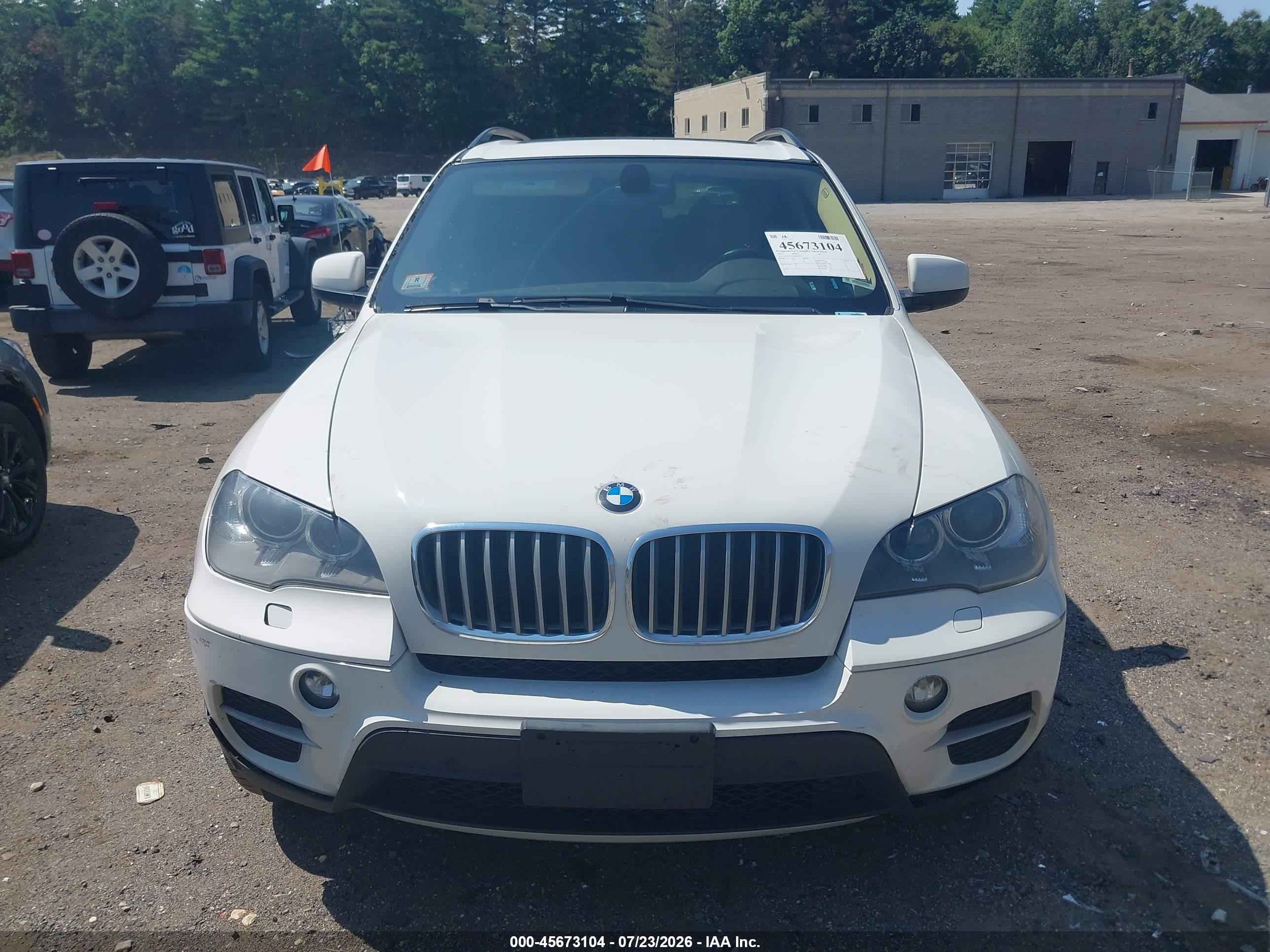 2013 Bmw X5 Xdrive35i/xdrive35i Premium/xdrive35i Sport Activity White vin: 5UXZV4C54D0B19975