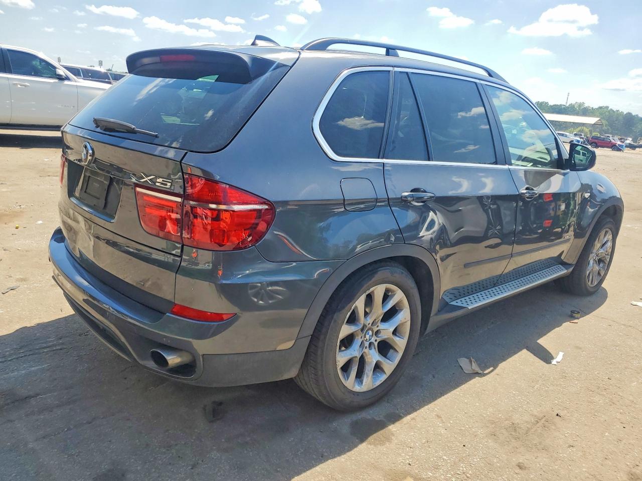 2013 Bmw X5 Xdrive35i Charcoal vin: 5UXZV4C54D0E03039