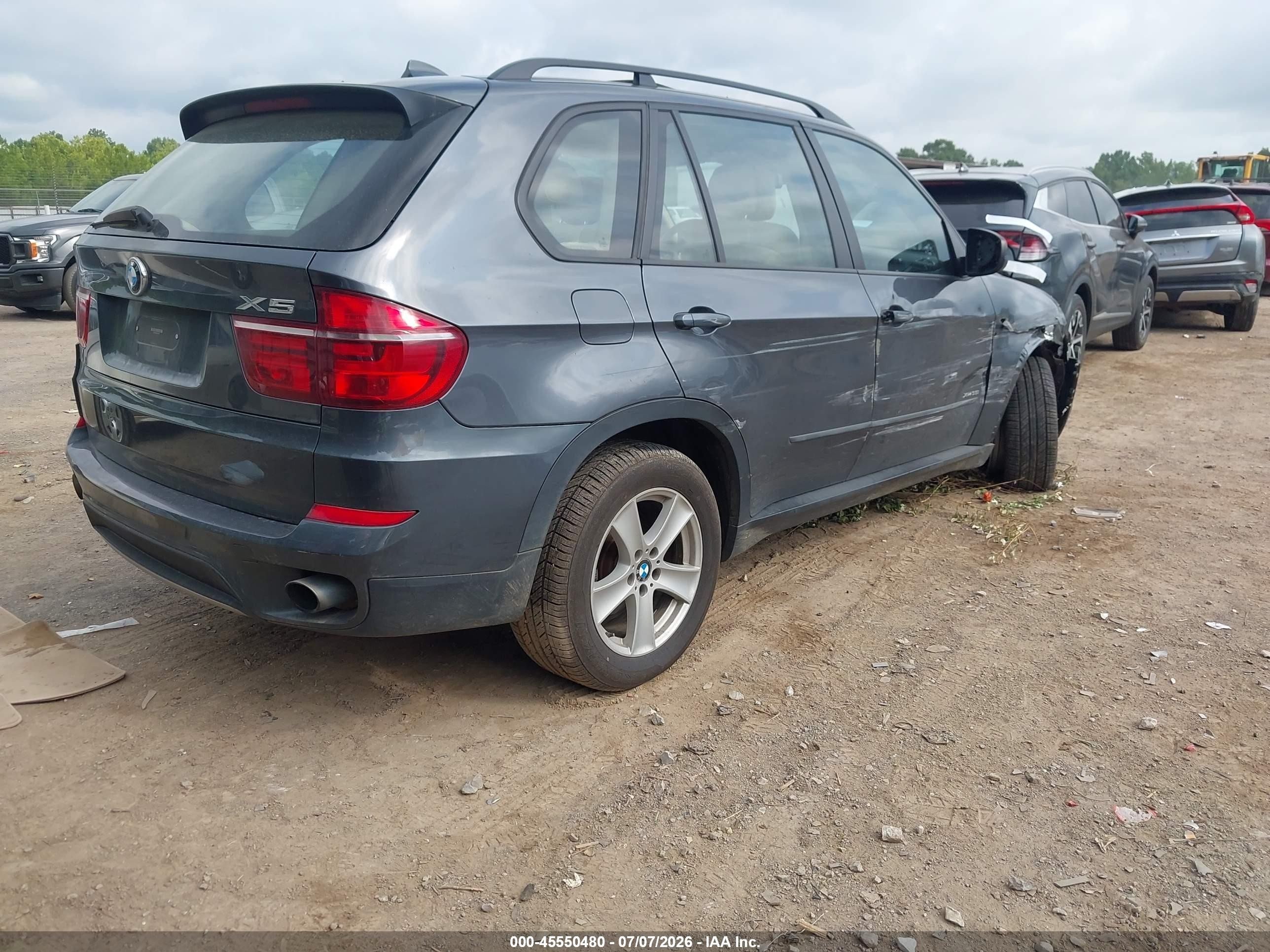 2013 Bmw X5 Xdrive35i/xdrive35i Premium/xdrive35i Sport Activity Light Blue vin: 5UXZV4C54D0E14736