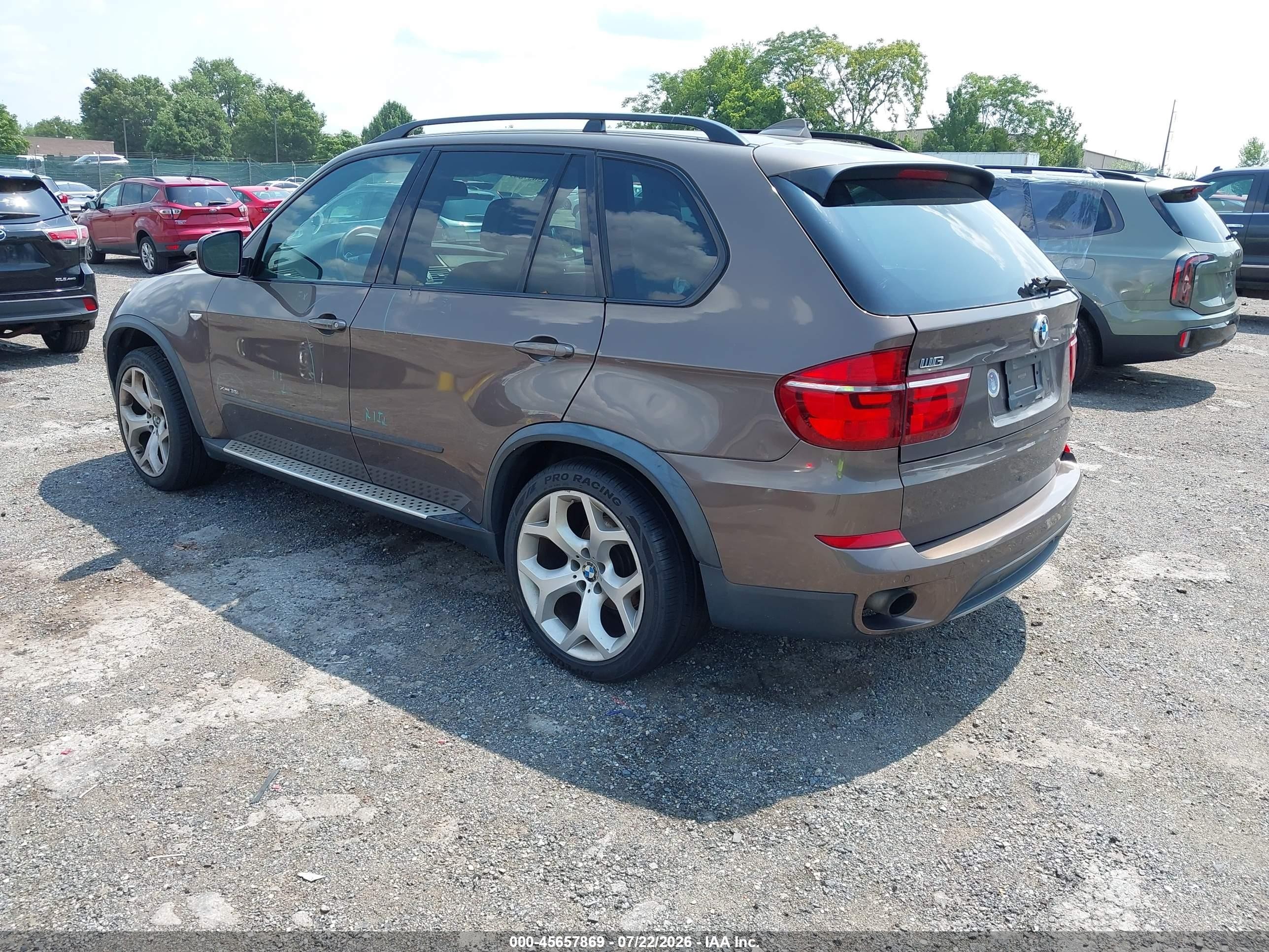 2013 Bmw X5 Бежевый vin: 5UXZV4C54DL993108
