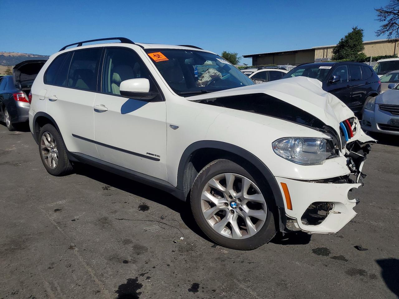 2013 Bmw X5 Xdrive35i White vin: 5UXZV4C54DL994680