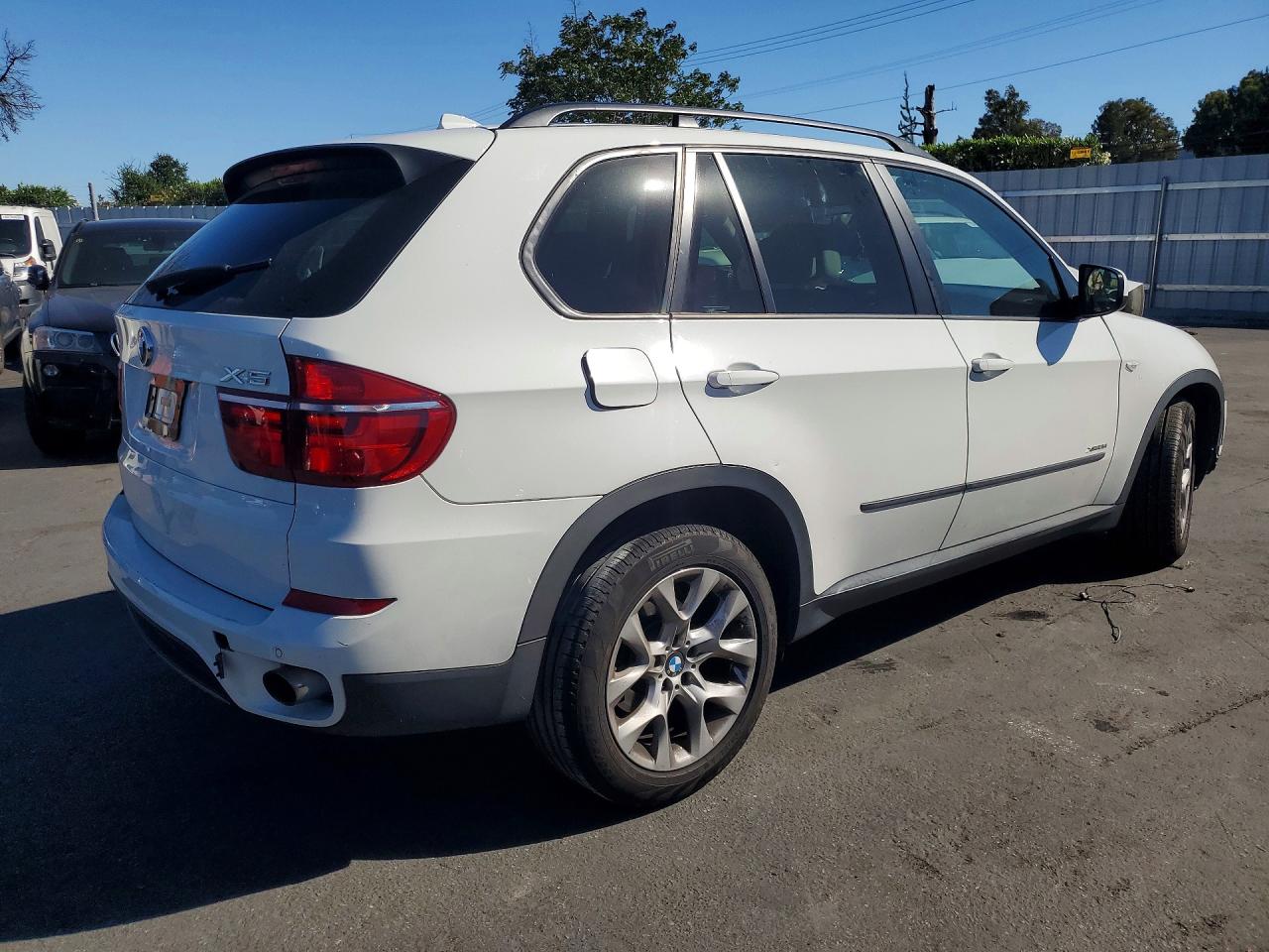 2013 Bmw X5 Xdrive35i White vin: 5UXZV4C54DL994680