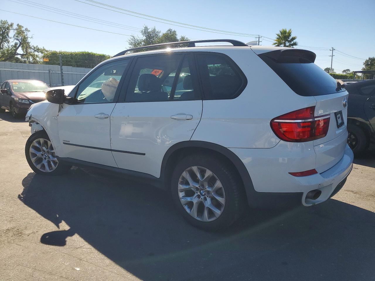 2013 Bmw X5 Xdrive35i White vin: 5UXZV4C54DL994680