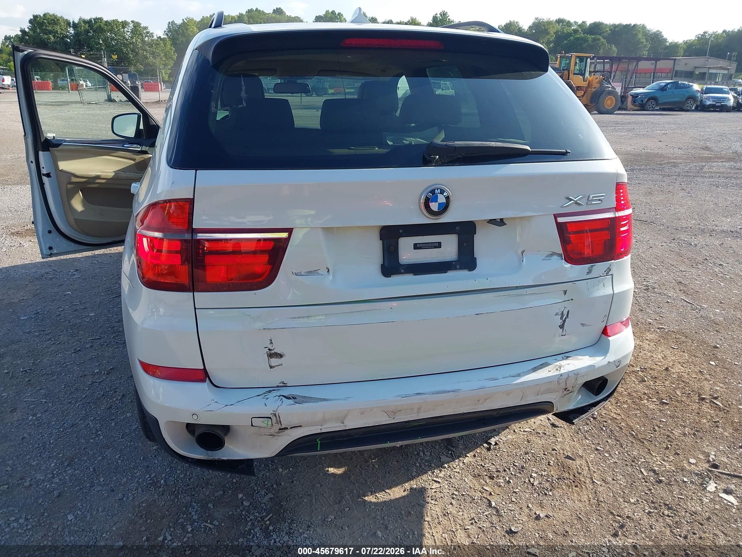 2012 Bmw X5 Xdrive35i/xdrive35i Premium/xdrive35i Sport Activity White vin: 5UXZV4C55CL751104