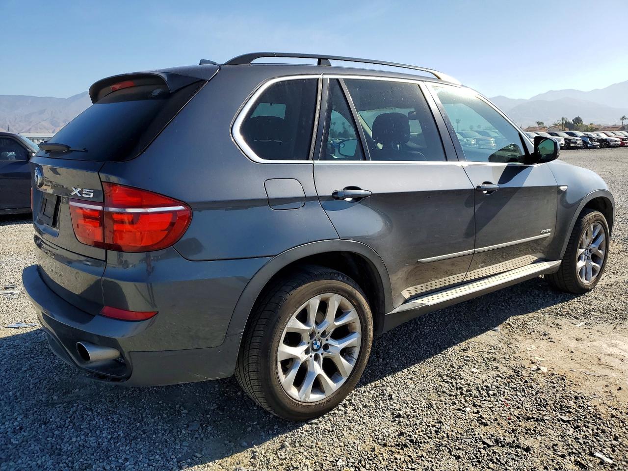 2013 Bmw X5 Xdrive35i Charcoal vin: 5UXZV4C55D0B10976