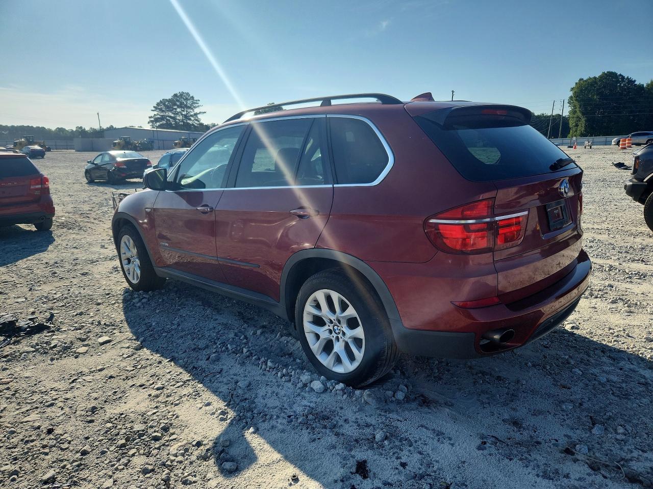 2013 Bmw X5 Xdrive35i Burgundy vin: 5UXZV4C55D0G50988