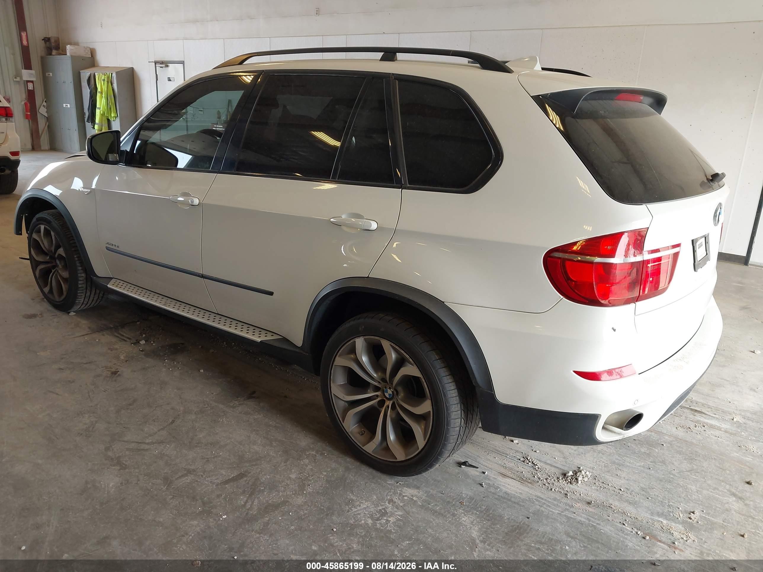 2011 Bmw X5 Xdrive35i/xdrive35i Premium/xdrive35i Sport Activity White vin: 5UXZV4C56BL404668