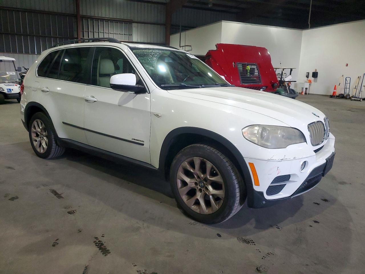 2013 Bmw X5 Xdrive35i White vin: 5UXZV4C56D0B17404