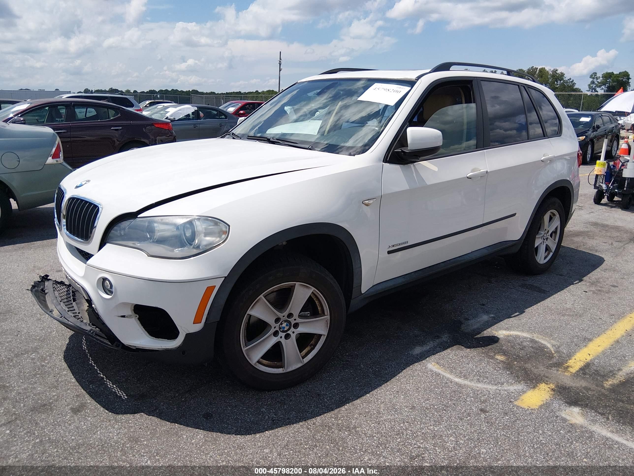 2013 Bmw X5 Xdrive35i/xdrive35i Premium/xdrive35i Sport Activity White vin: 5UXZV4C56D0E00384