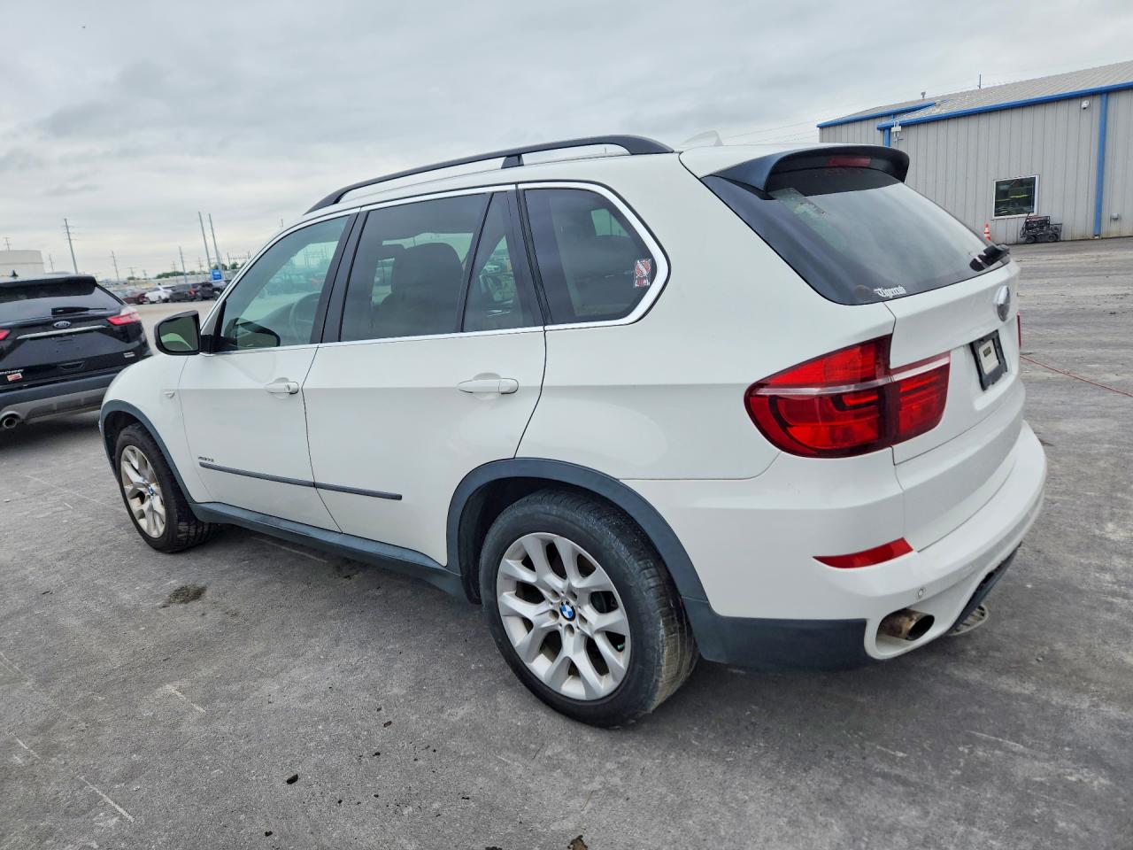 2013 Bmw X5 Xdrive35i White vin: 5UXZV4C56DL993319