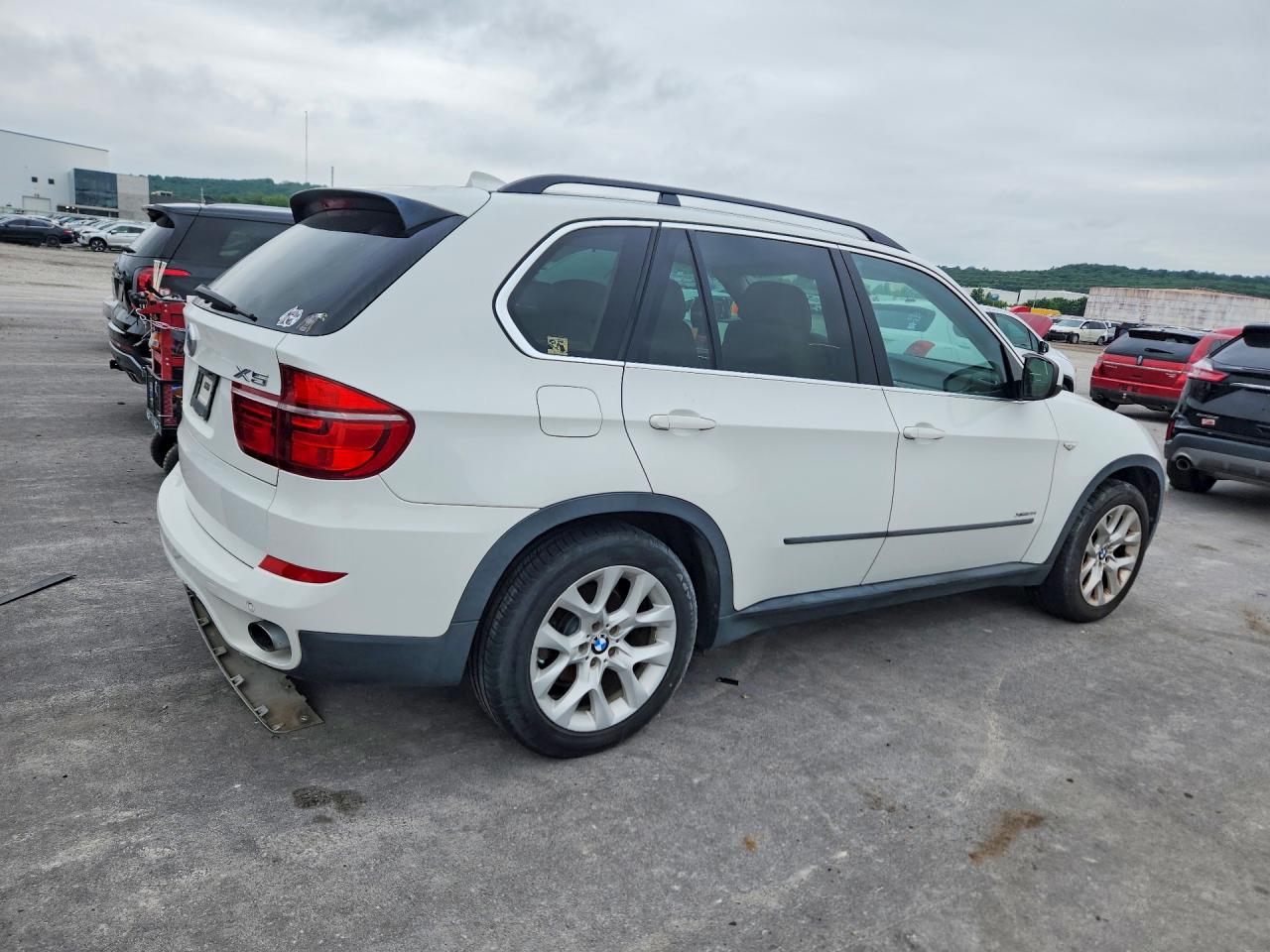 2013 Bmw X5 Xdrive35i White vin: 5UXZV4C56DL993319