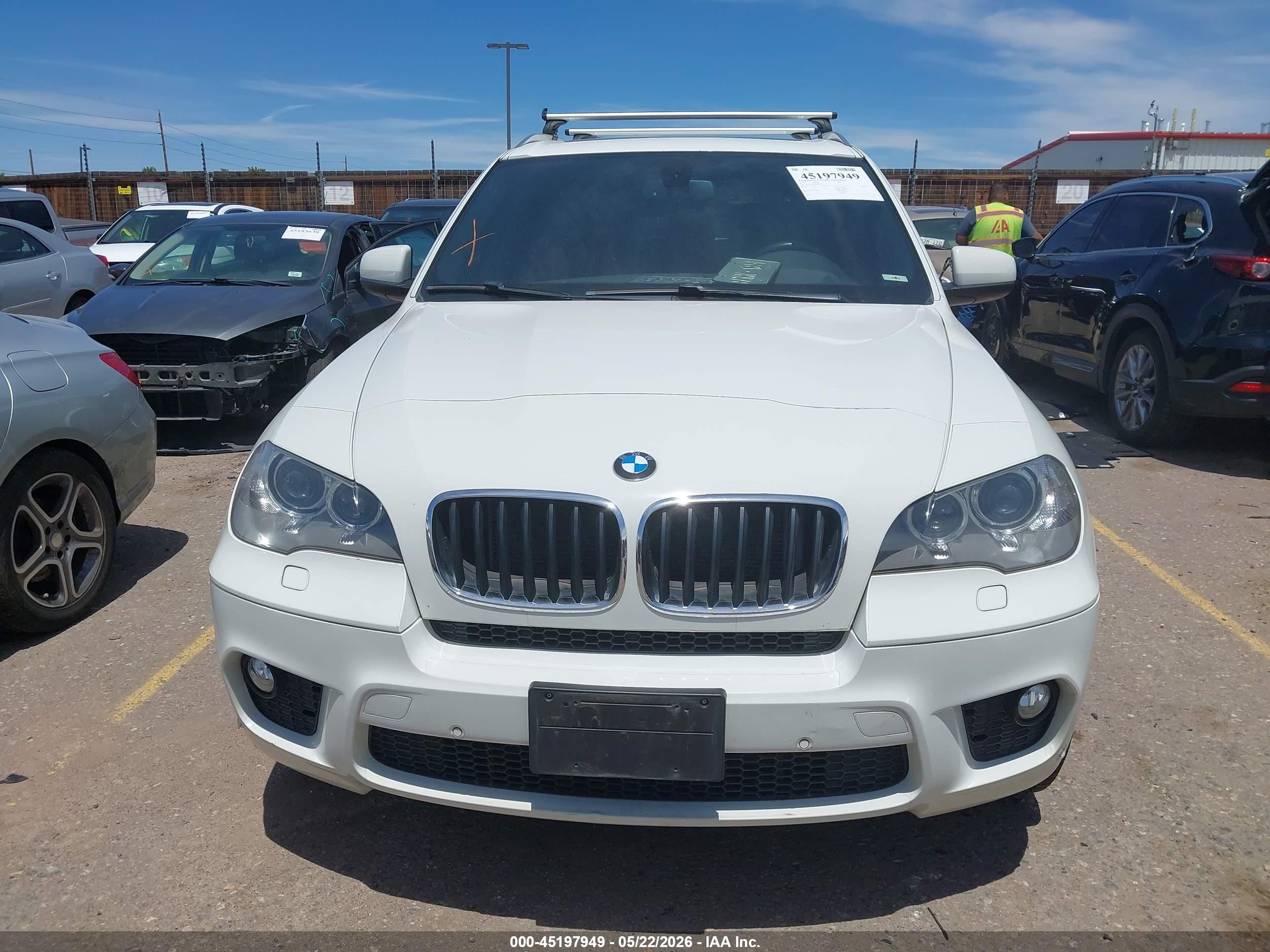 2013 Bmw X5 Xdrive35i/xdrive35i Premium/xdrive35i Sport Activity White vin: 5UXZV4C56DL994261