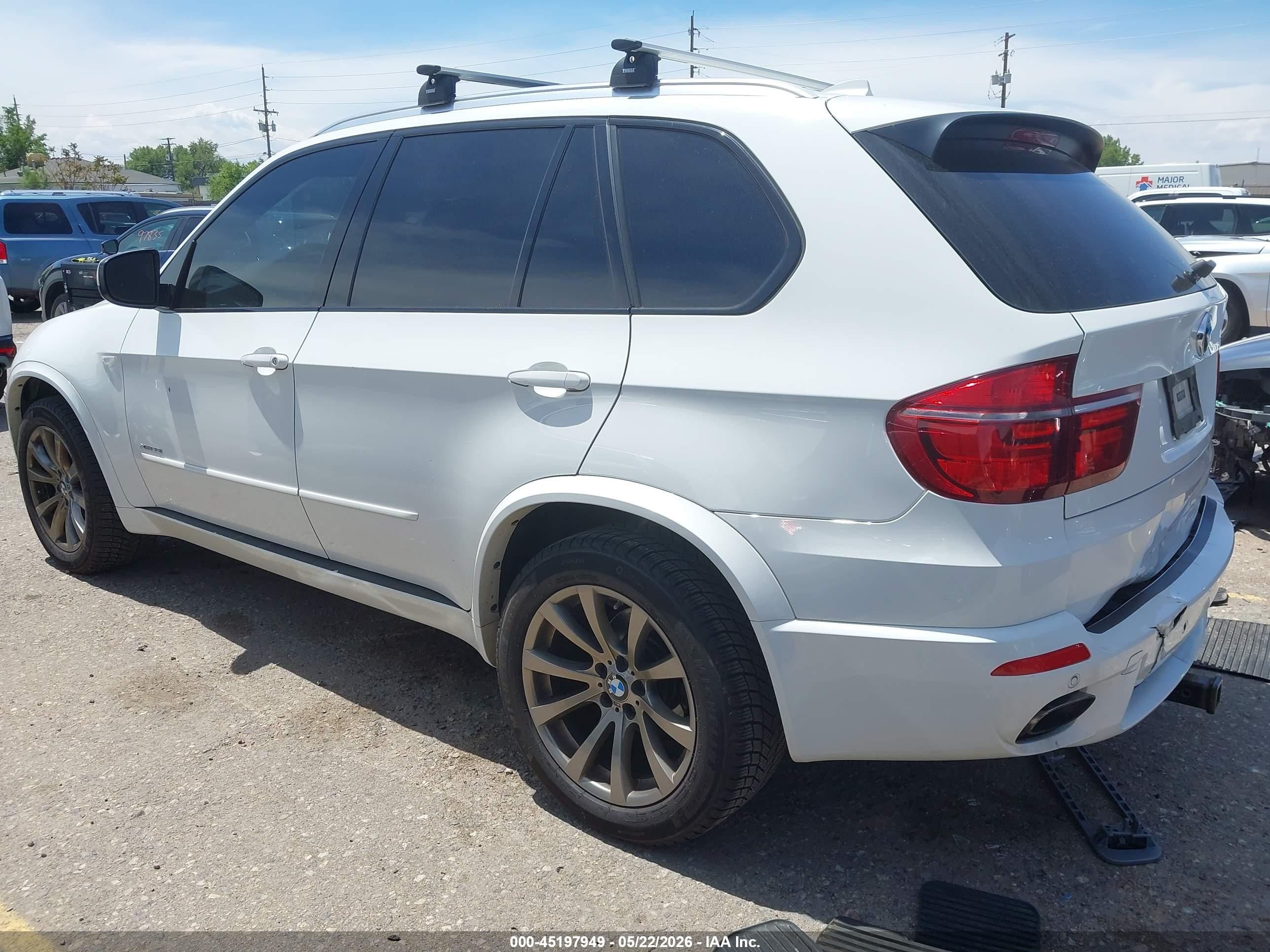 2013 Bmw X5 Xdrive35i/xdrive35i Premium/xdrive35i Sport Activity White vin: 5UXZV4C56DL994261