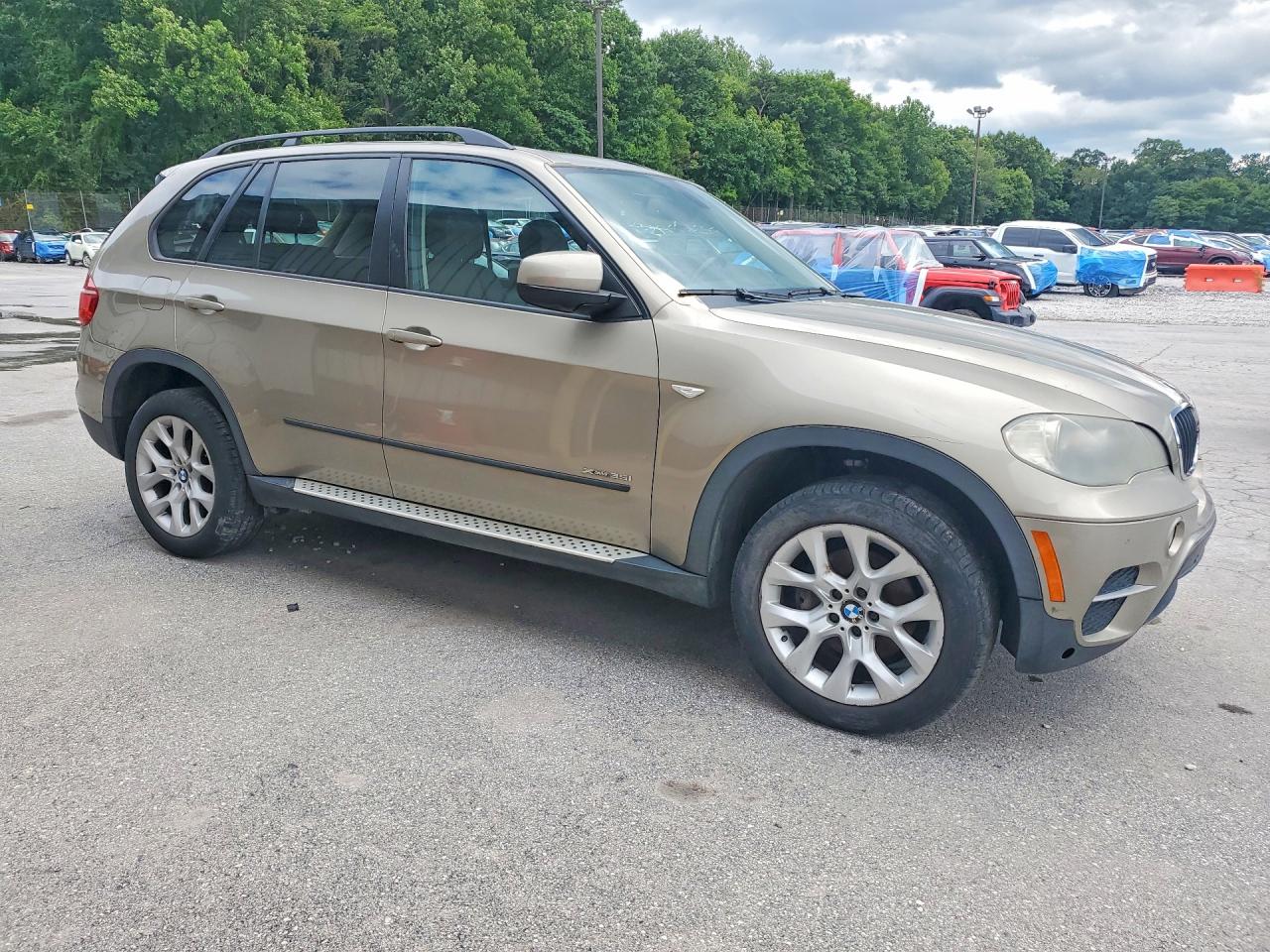2011 Bmw X5 Xdrive35i Beige vin: 5UXZV4C57BL406588