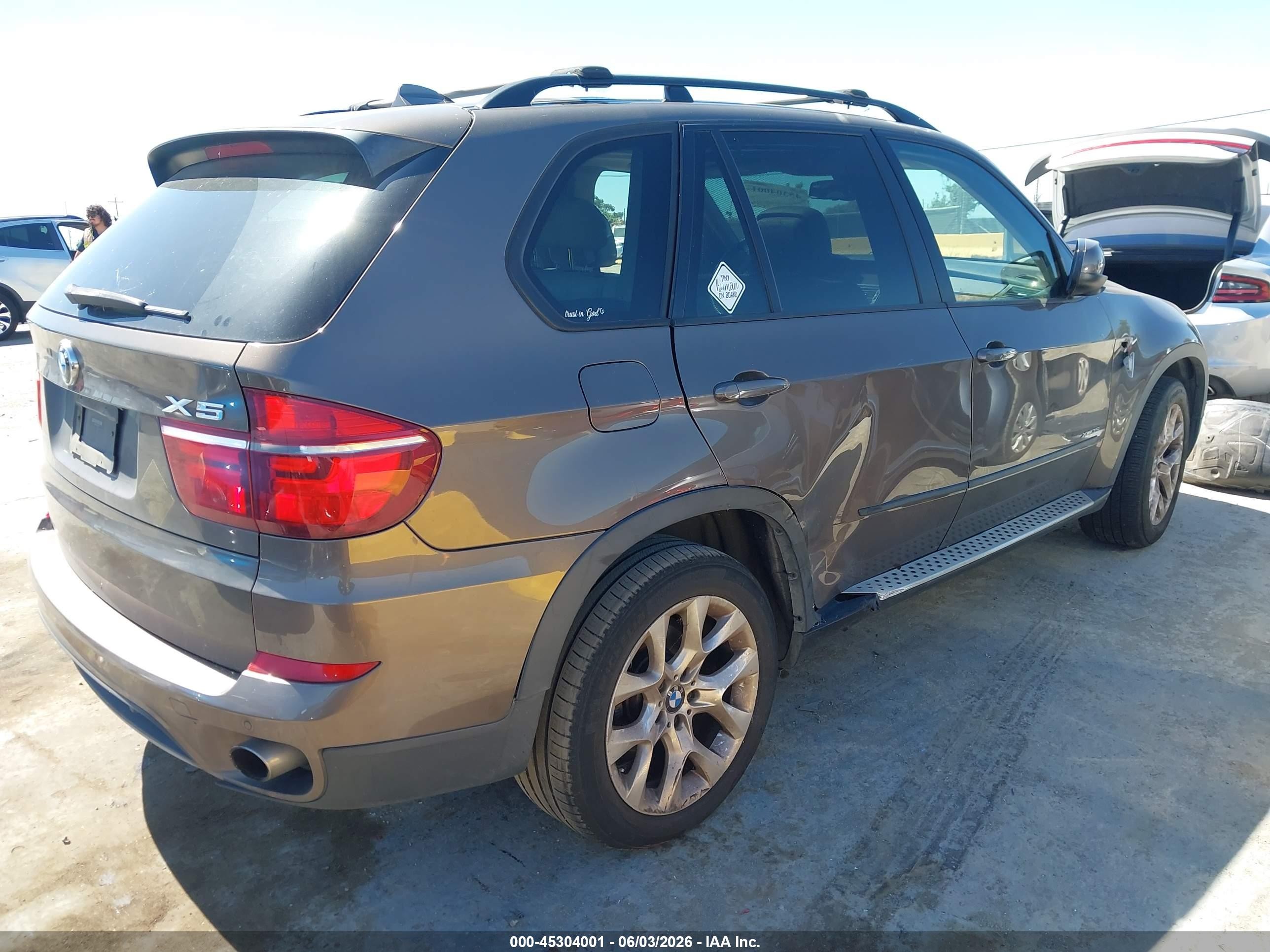 2012 Bmw X5 Xdrive35i/xdrive35i Premium/xdrive35i Sport Activity Коричневый vin: 5UXZV4C57CL767174