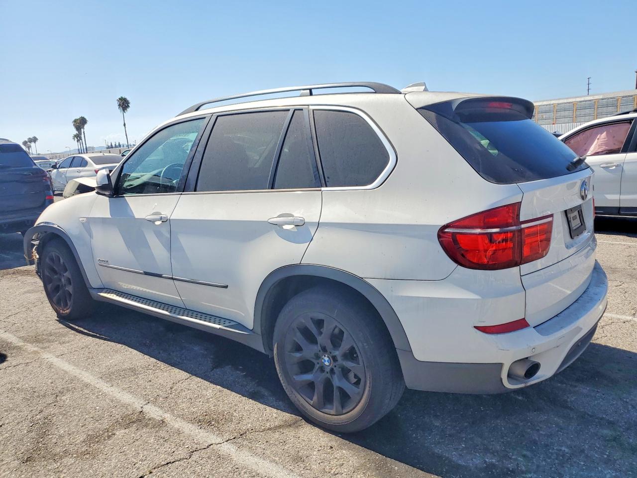 2013 Bmw X5 Xdrive35i White vin: 5UXZV4C57D0B06346