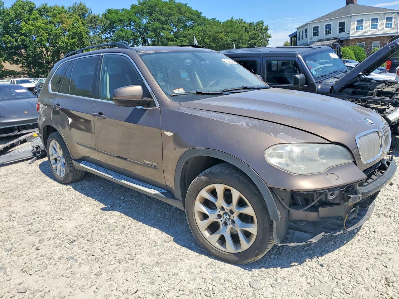 2013 Bmw X5 Xdrive35i Brown vin: 5UXZV4C57D0B19324