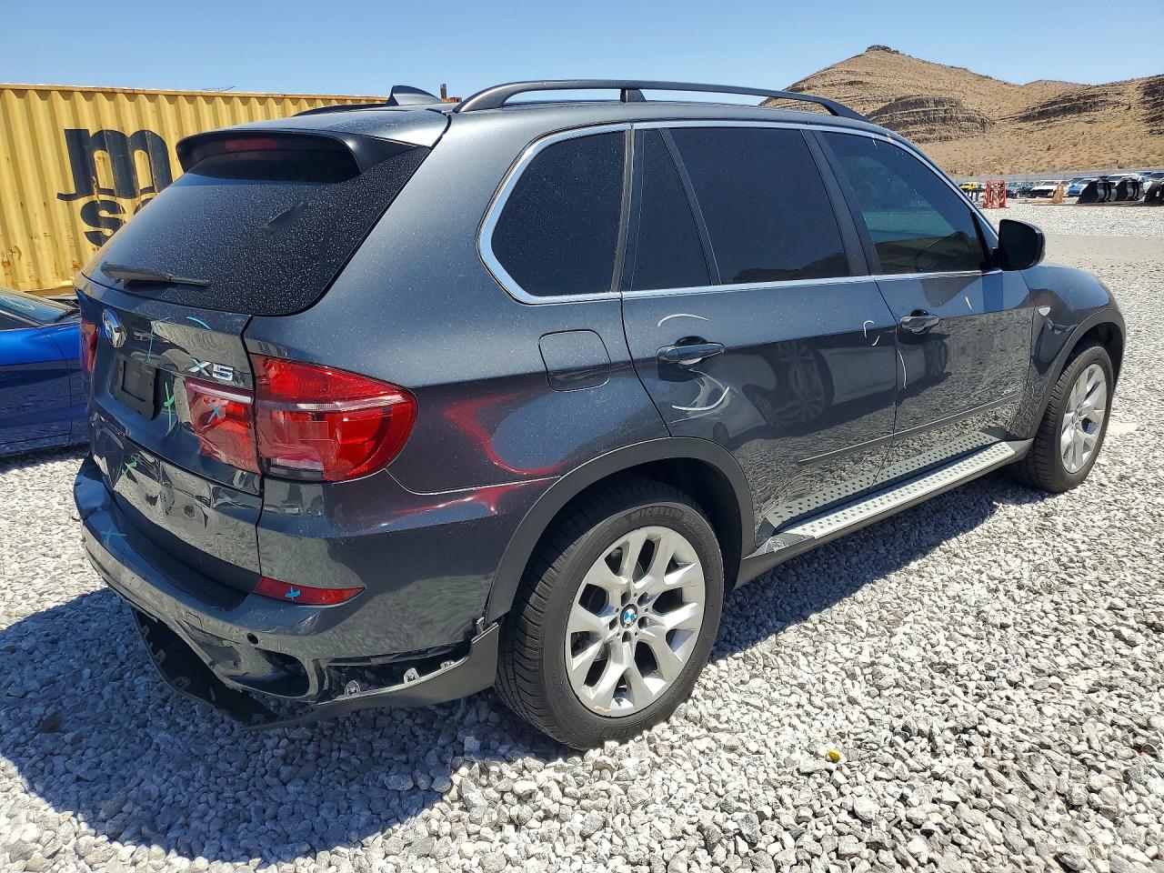 2013 Bmw X5 Xdrive35i Серый vin: 5UXZV4C57D0B22403