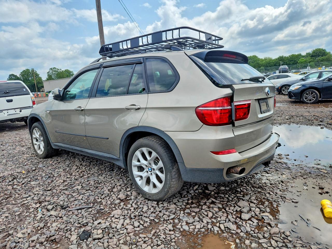 2011 Bmw X5 Xdrive35i Beige vin: 5UXZV4C58BL741925