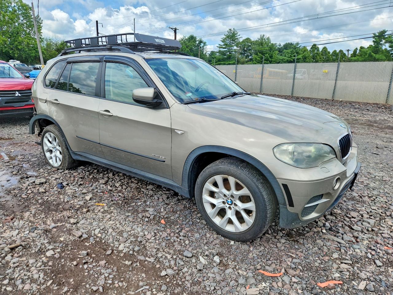 2011 Bmw X5 Xdrive35i Beige vin: 5UXZV4C58BL741925
