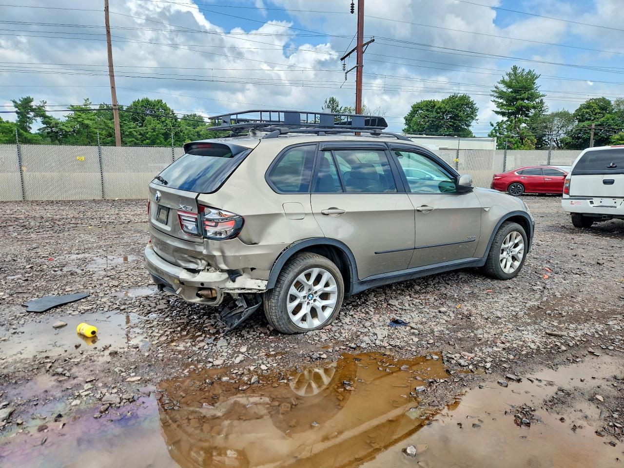 2011 Bmw X5 Xdrive35i Beige vin: 5UXZV4C58BL741925