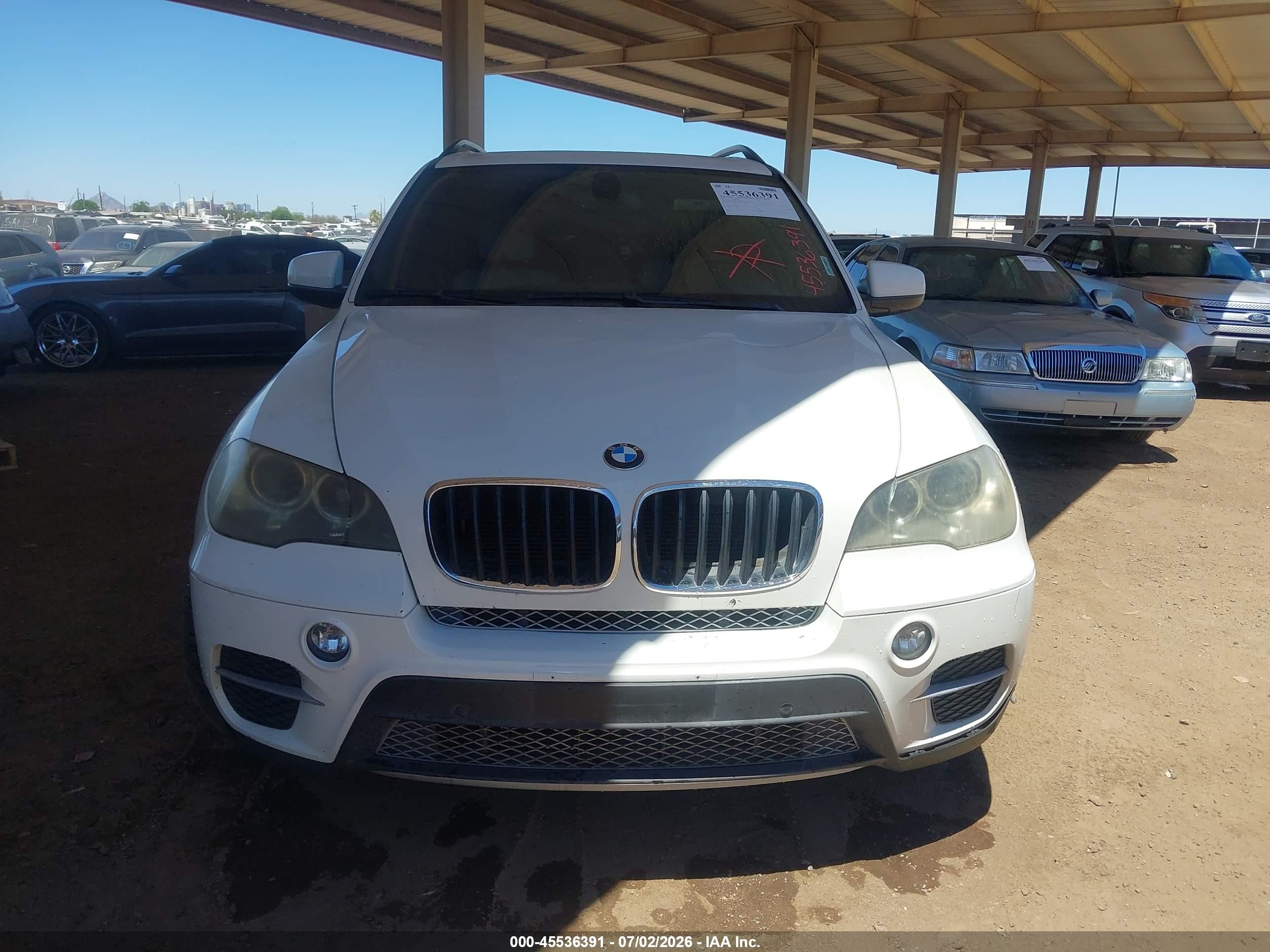 2012 Bmw X5 Xdrive35i/xdrive35i Premium/xdrive35i Sport Activity White vin: 5UXZV4C58CL747726