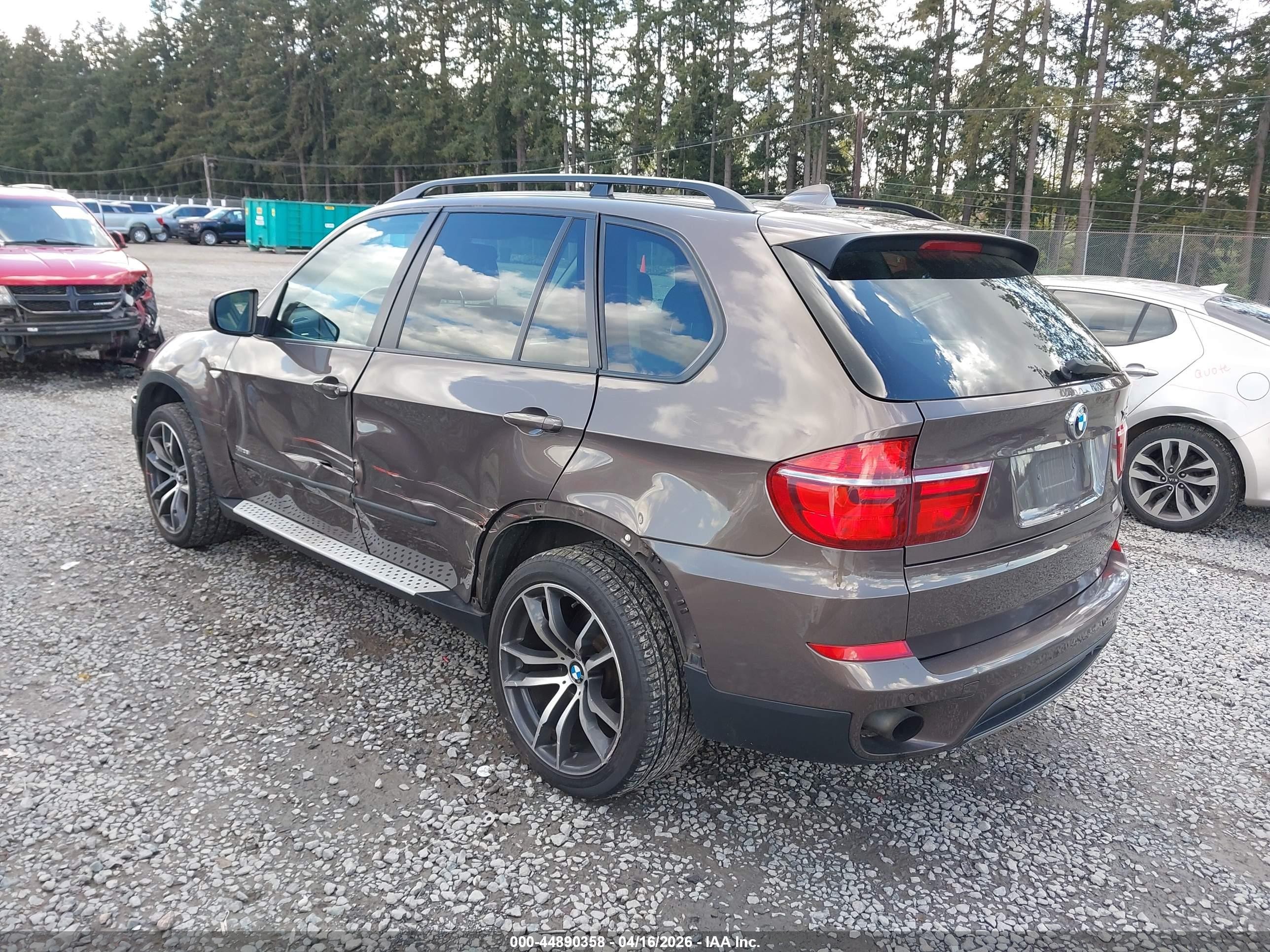 2012 Bmw X5 Xdrive35i/xdrive35i Premium/xdrive35i Sport Activity Brown vin: 5UXZV4C58CL989562