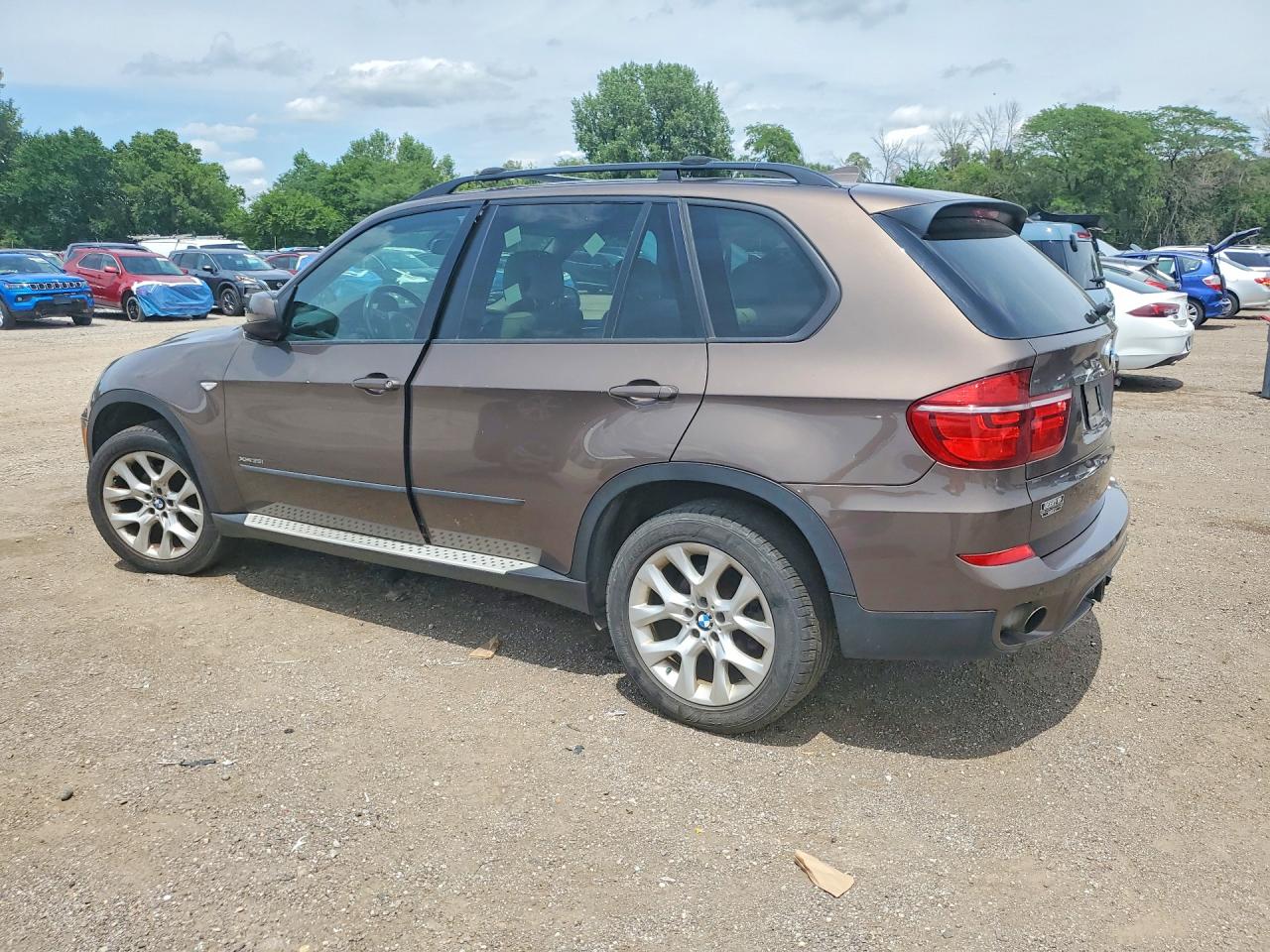 2013 Bmw X5 Xdrive35i Brown vin: 5UXZV4C58D0B02368
