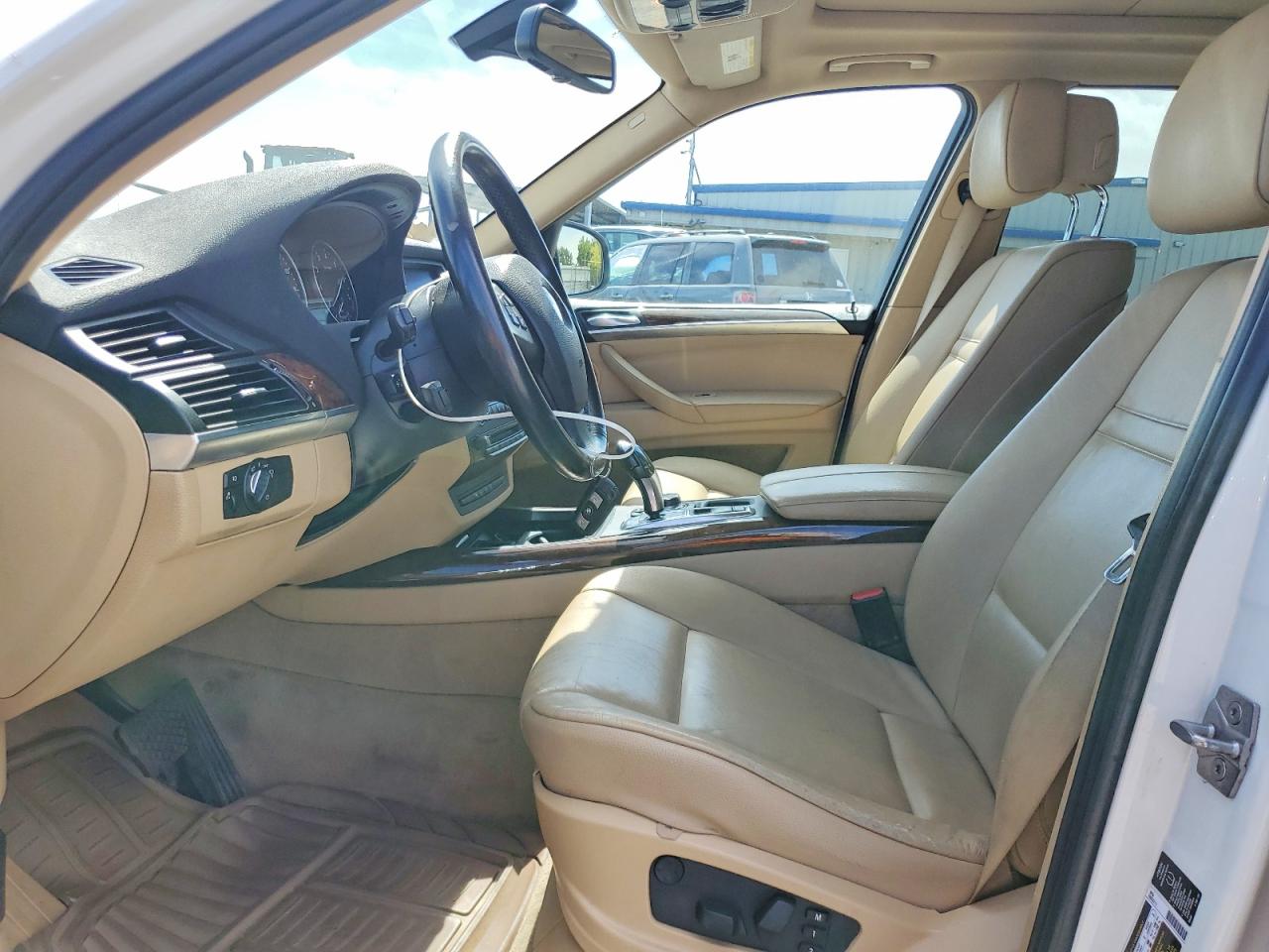 2012 Bmw X5 Xdrive35i White vin: 5UXZV4C59CL753437
