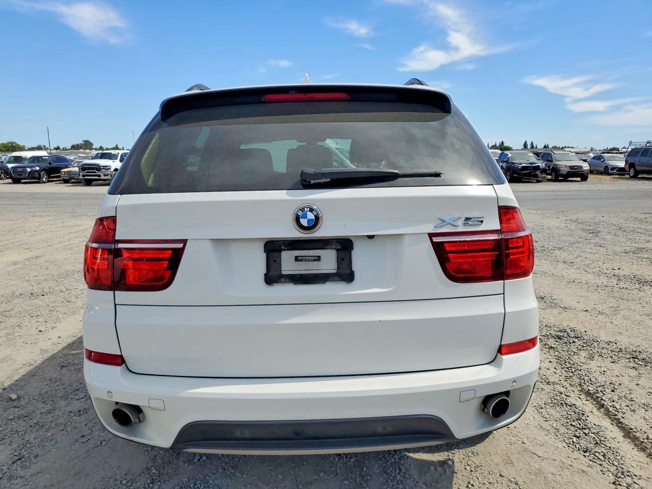 2012 Bmw X5 Xdrive35i White vin: 5UXZV4C59CL753437