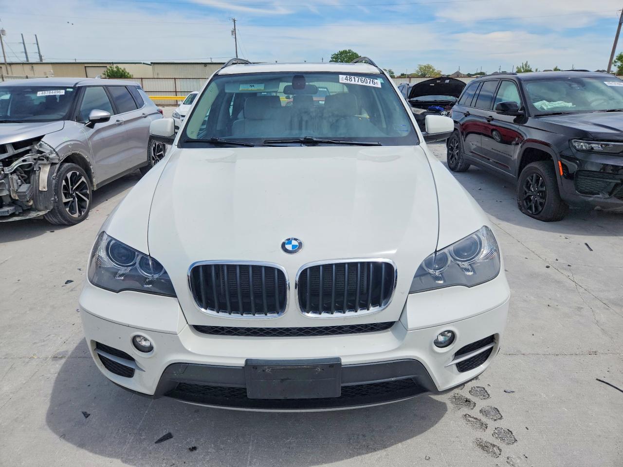 2013 Bmw X5 Xdrive35i Белый vin: 5UXZV4C59D0E05210