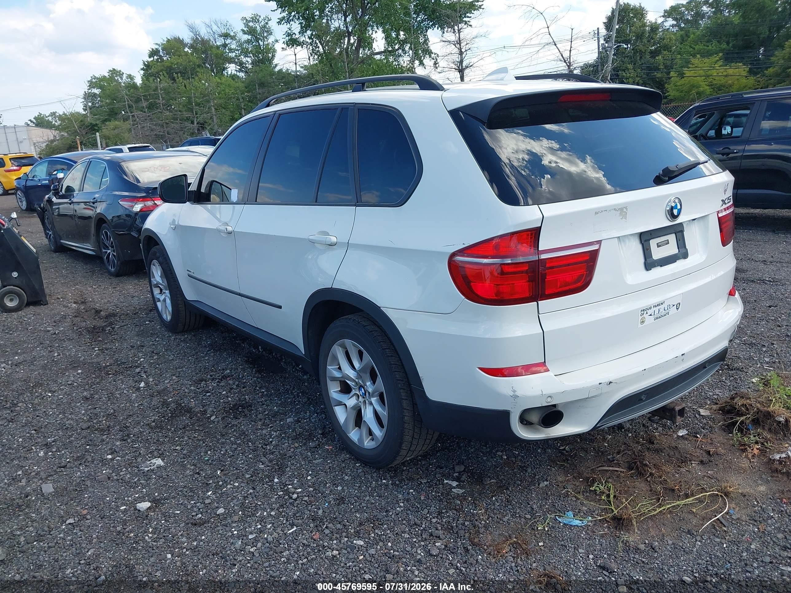 2013 Bmw X5 Xdrive35i/xdrive35i Premium/xdrive35i Sport Activity White vin: 5UXZV4C59DL994660