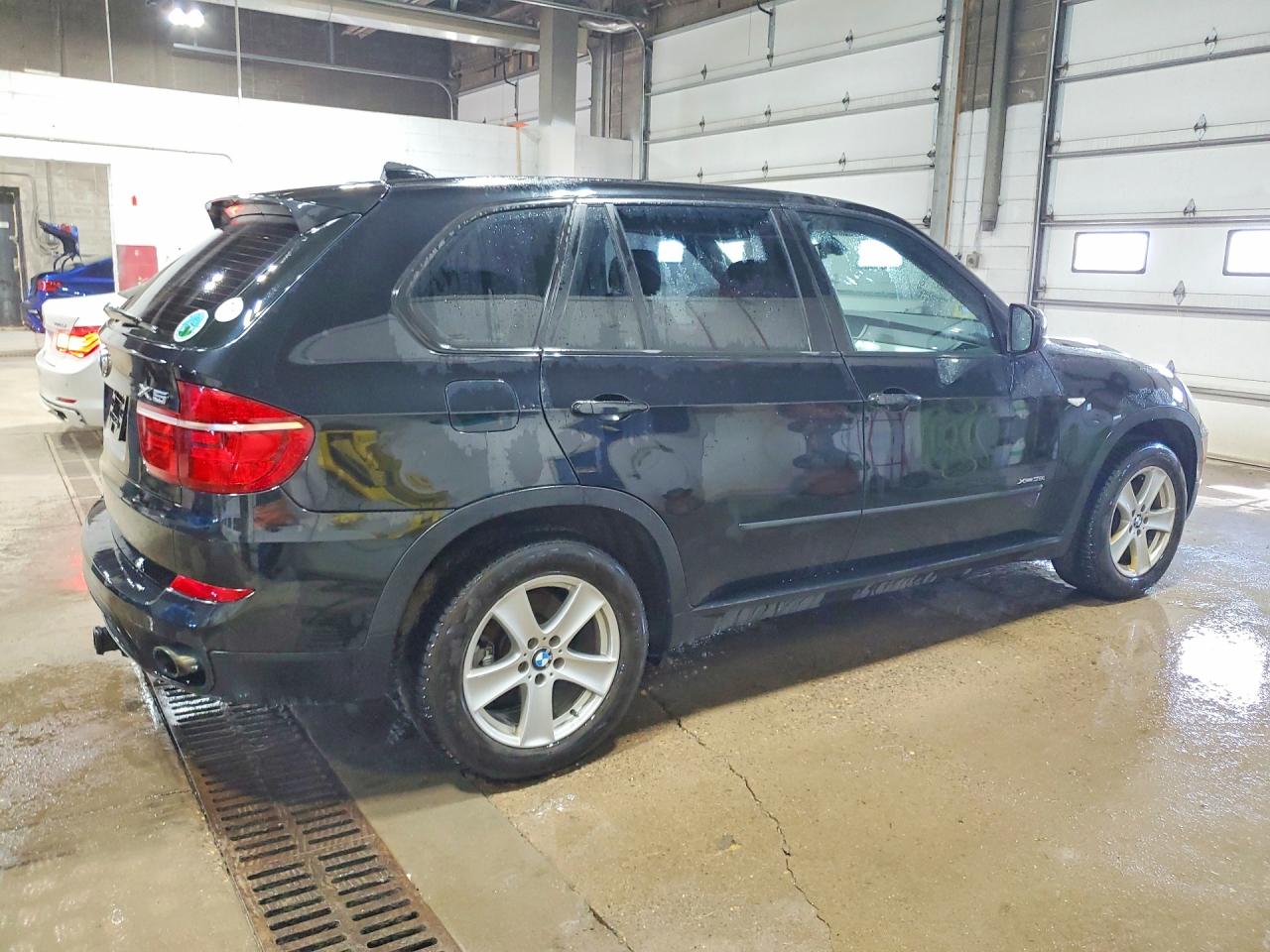 2011 Bmw X5 Xdrive35i Черный vin: 5UXZV4C5XBL413499