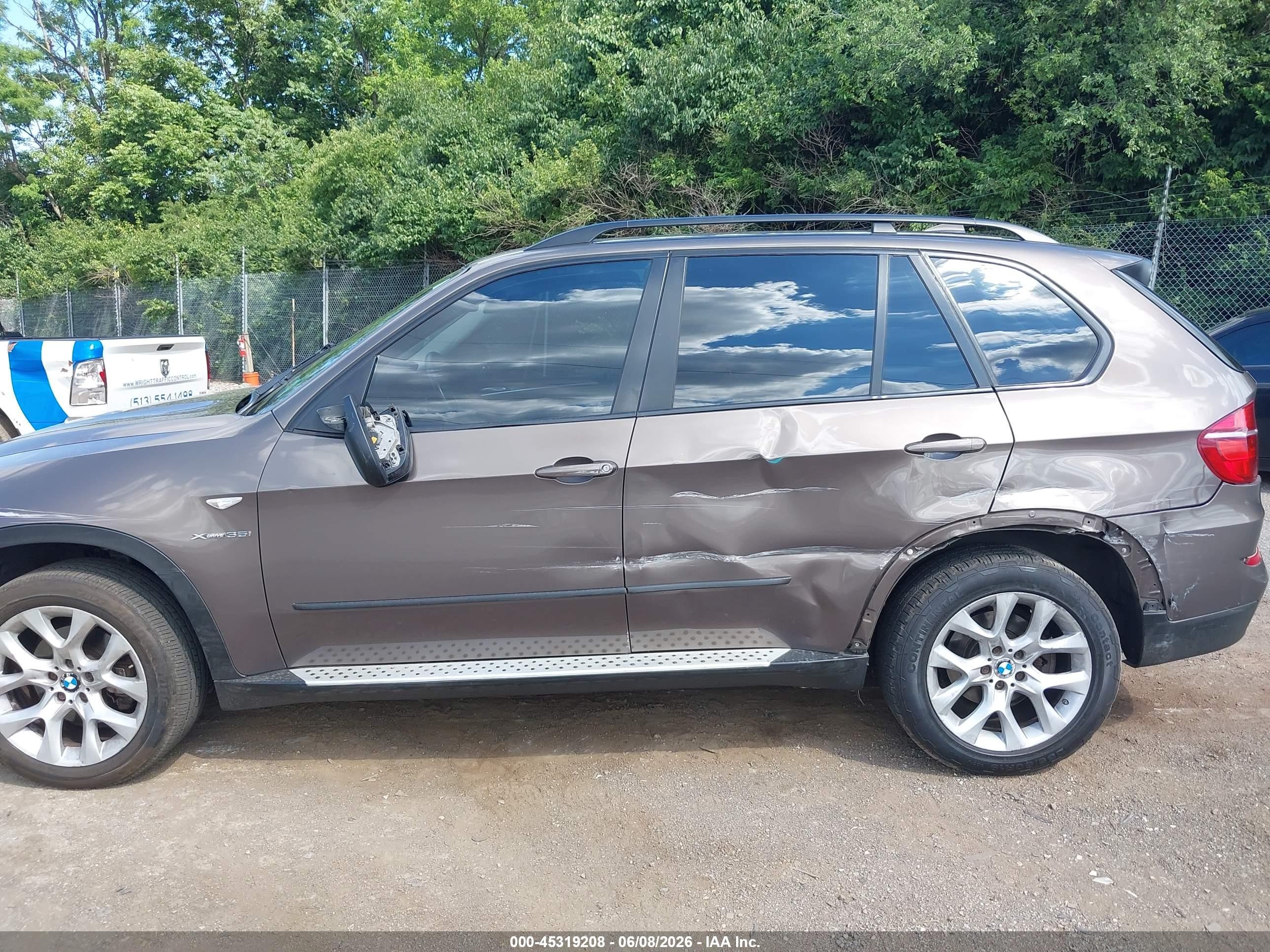 2012 Bmw X5 Xdrive35i/xdrive35i Premium/xdrive35i Sport Activity Brown vin: 5UXZV4C5XCL748702
