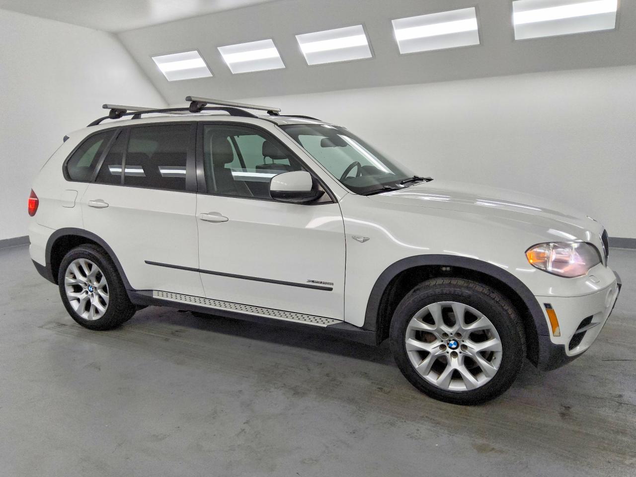 2012 Bmw X5 Xdrive35i White vin: 5UXZV4C5XCL766455