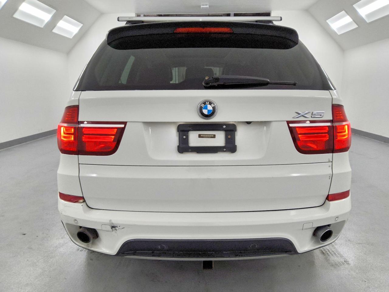 2012 Bmw X5 Xdrive35i White vin: 5UXZV4C5XCL766455