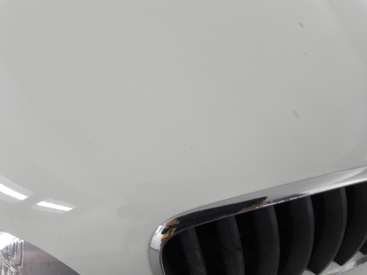 2012 Bmw X5 Xdrive35i White vin: 5UXZV4C5XCL766455 Damage: Hood, Chipped, 2