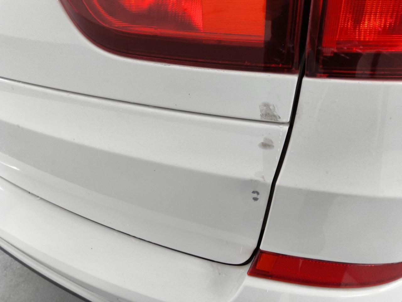 2012 Bmw X5 Xdrive35i White vin: 5UXZV4C5XCL766455 Damage: Lift Gate, Chipped, 3