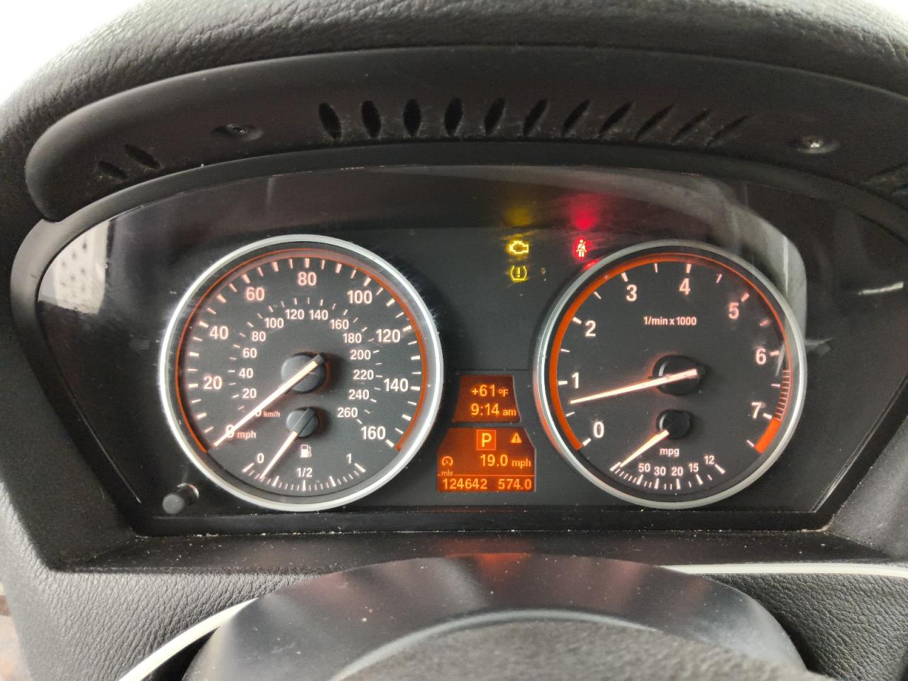 2012 Bmw X5 Xdrive35i White vin: 5UXZV4C5XCL766455 Damage: Warning Light - Engine, On, Unacceptable