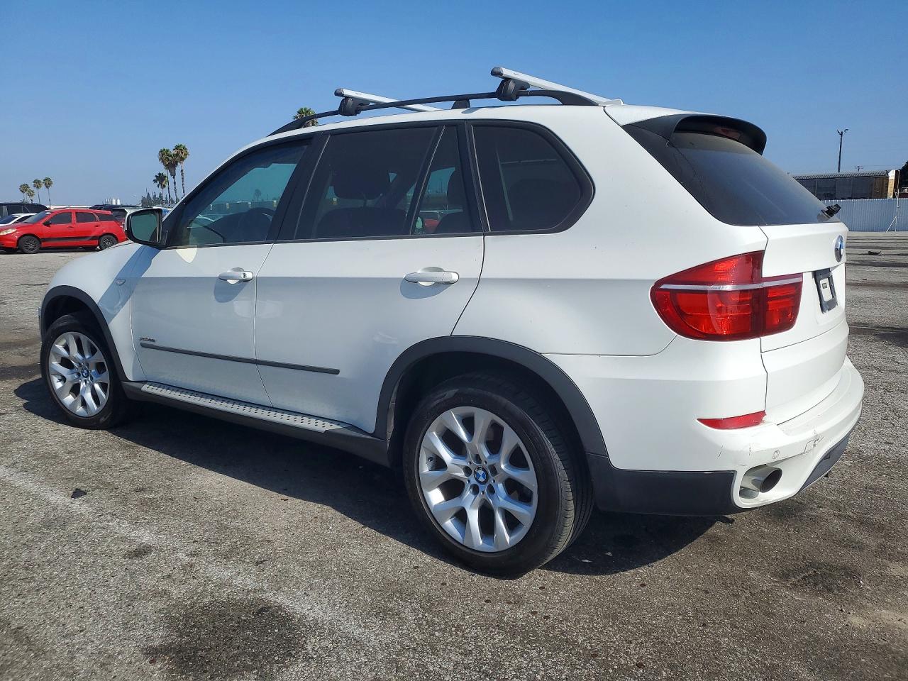 2012 Bmw X5 Xdrive35i White vin: 5UXZV4C5XCL766455