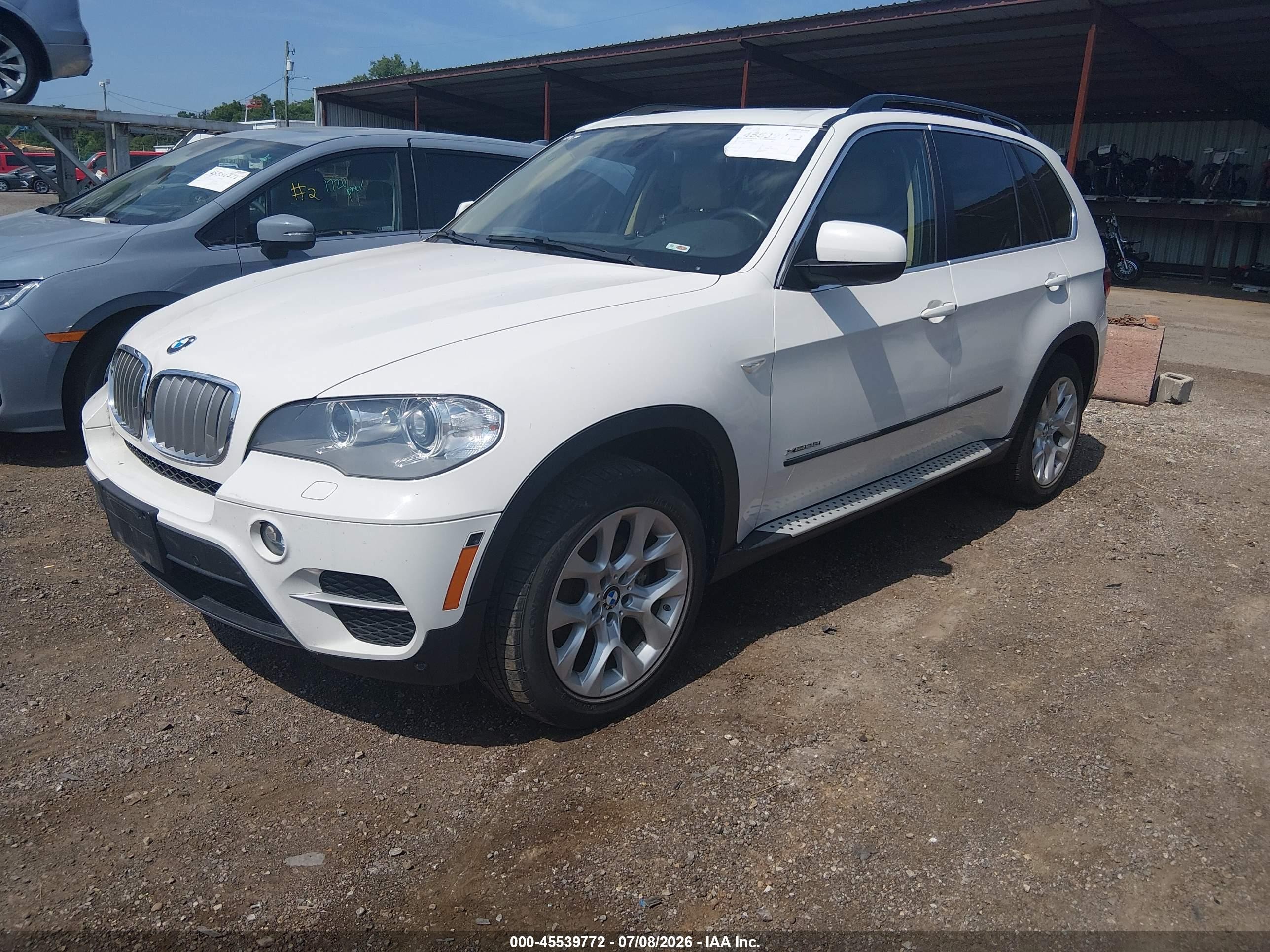 2013 Bmw X5 Xdrive35i/xdrive35i Premium/xdrive35i Sport Activity White vin: 5UXZV4C5XD0E01442