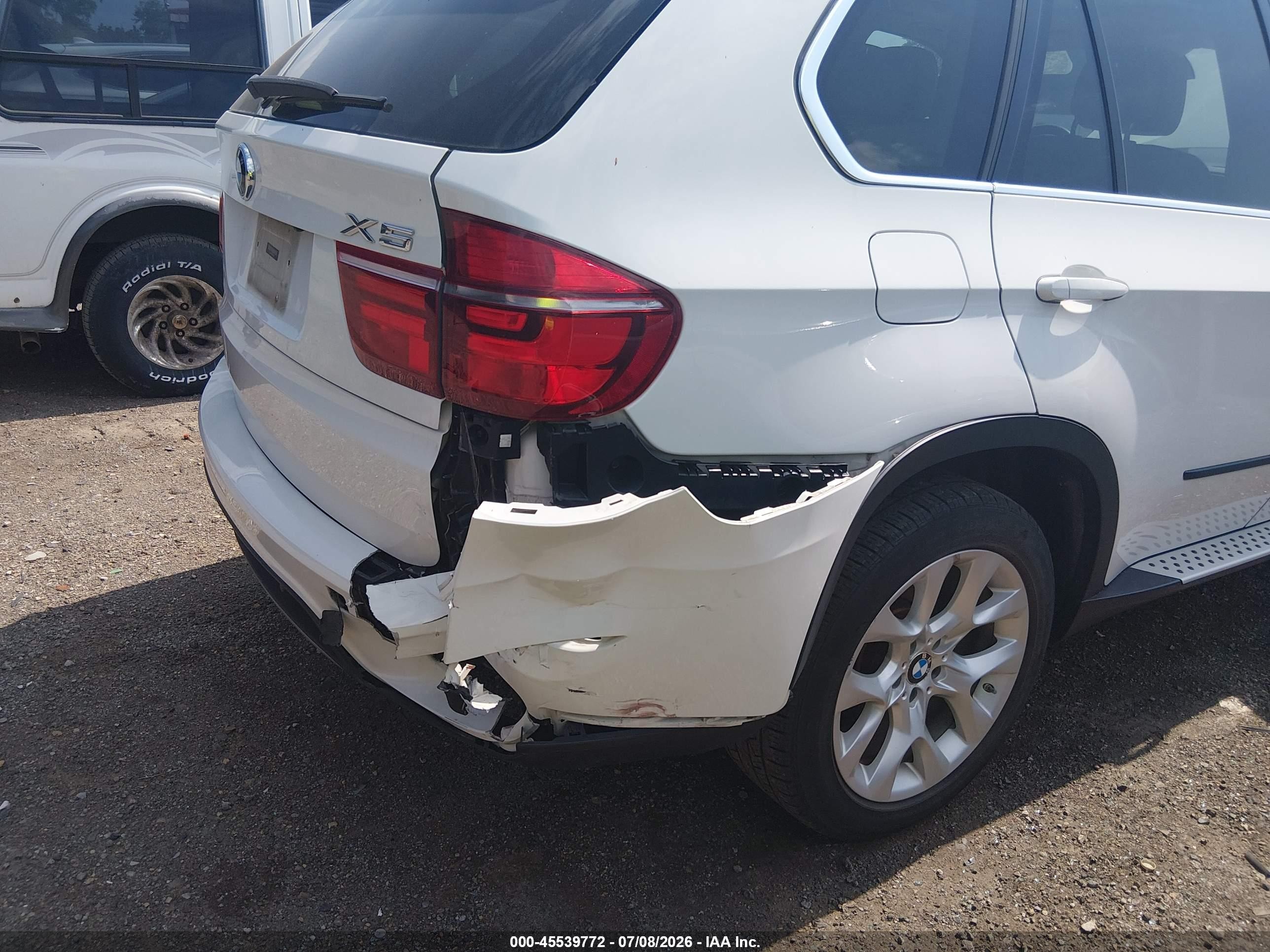 2013 Bmw X5 Xdrive35i/xdrive35i Premium/xdrive35i Sport Activity White vin: 5UXZV4C5XD0E01442