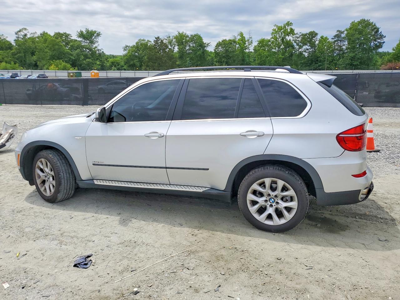 2013 Bmw X5 Silver vin: 5UXZV4C5XD0G54258