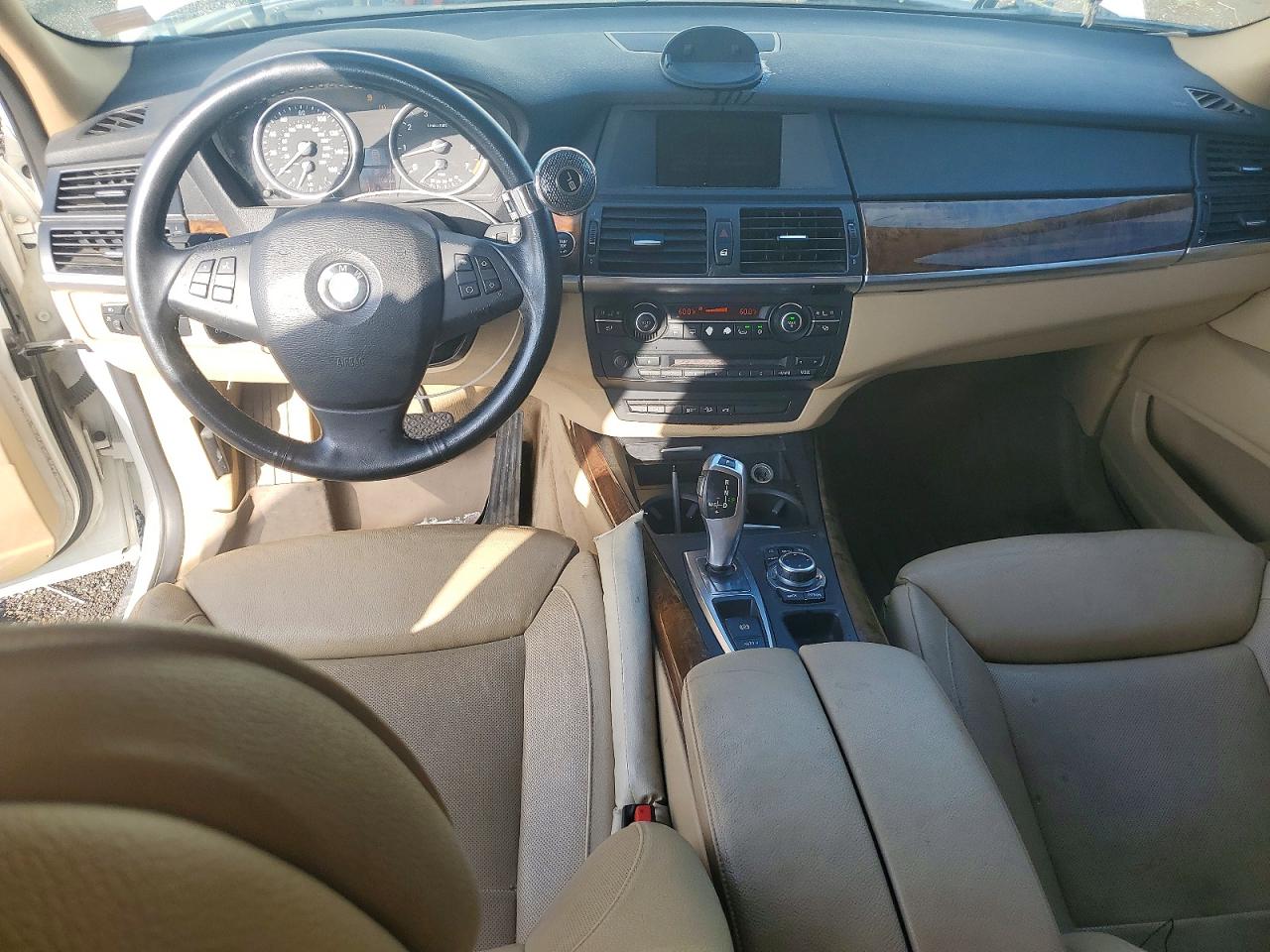 2011 Bmw X5 Xdrive50i White vin: 5UXZV8C50BL419304