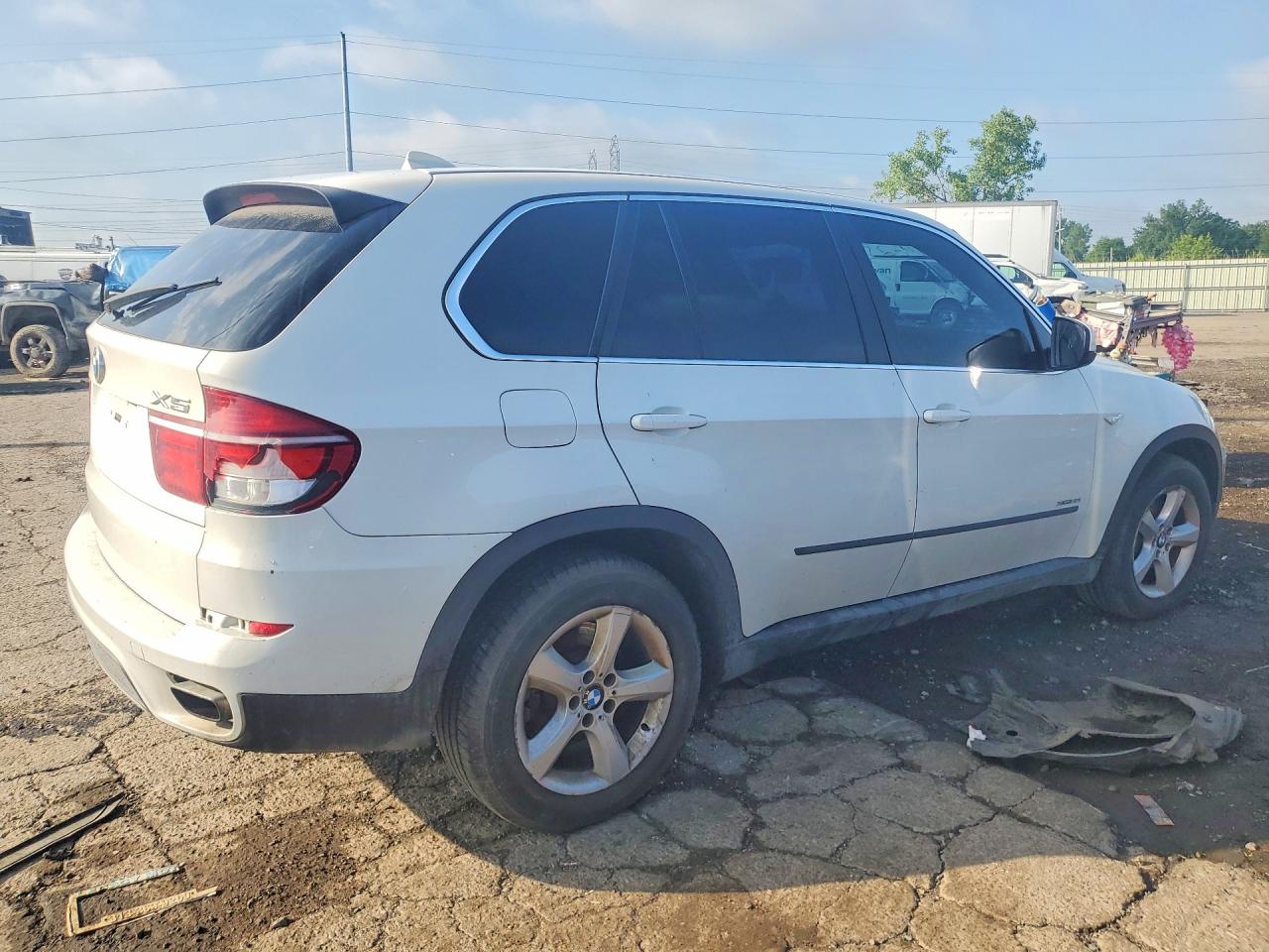 2011 Bmw X5 Xdrive50i White vin: 5UXZV8C50BL419304